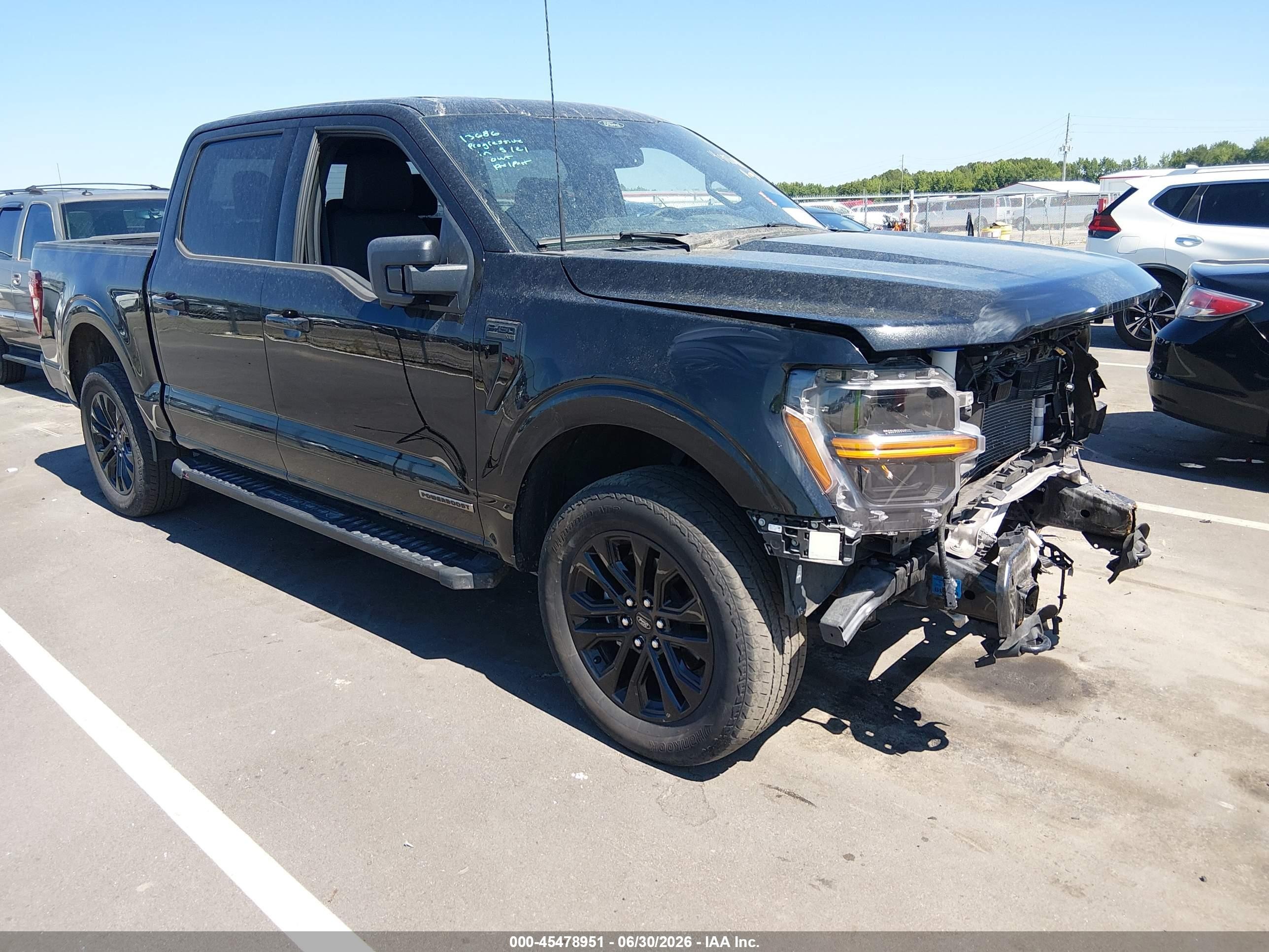 2024 Ford F-150 XLT, VIN 1FTFW3LD4RFB47554 — Front end
