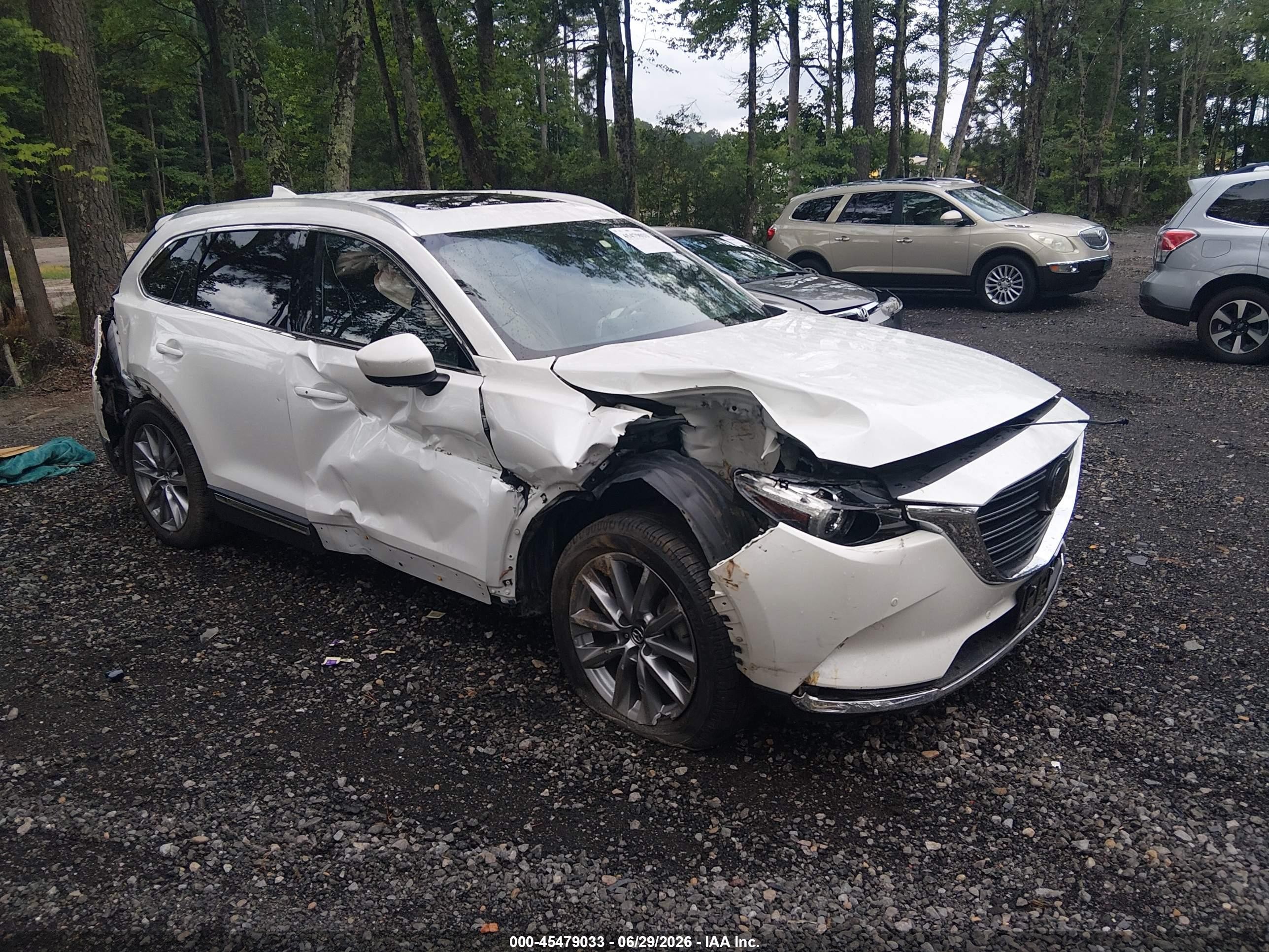 2021 Mazda CX-9 Grand Touring, VIN JM3TCBDY7M0517082 — Front end