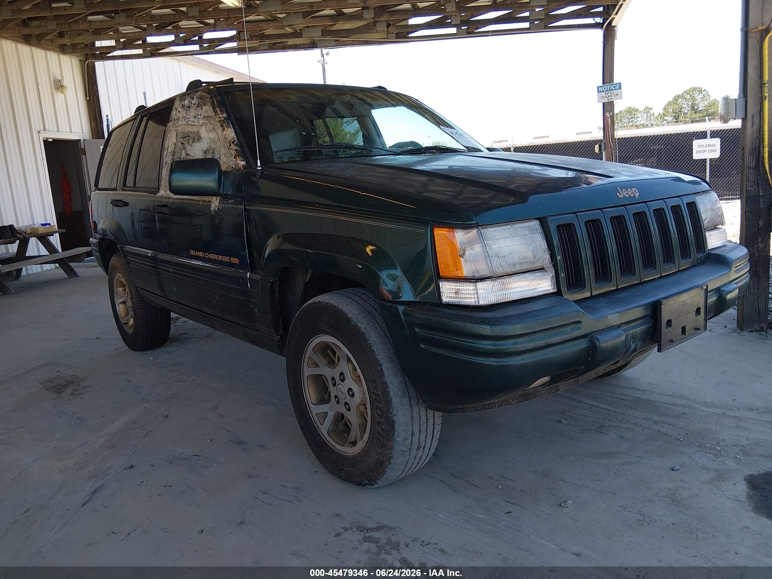 1998 Jeep Grand Cherokee Limited, VIN 1J4FX78S5WC196605 — Normal wear