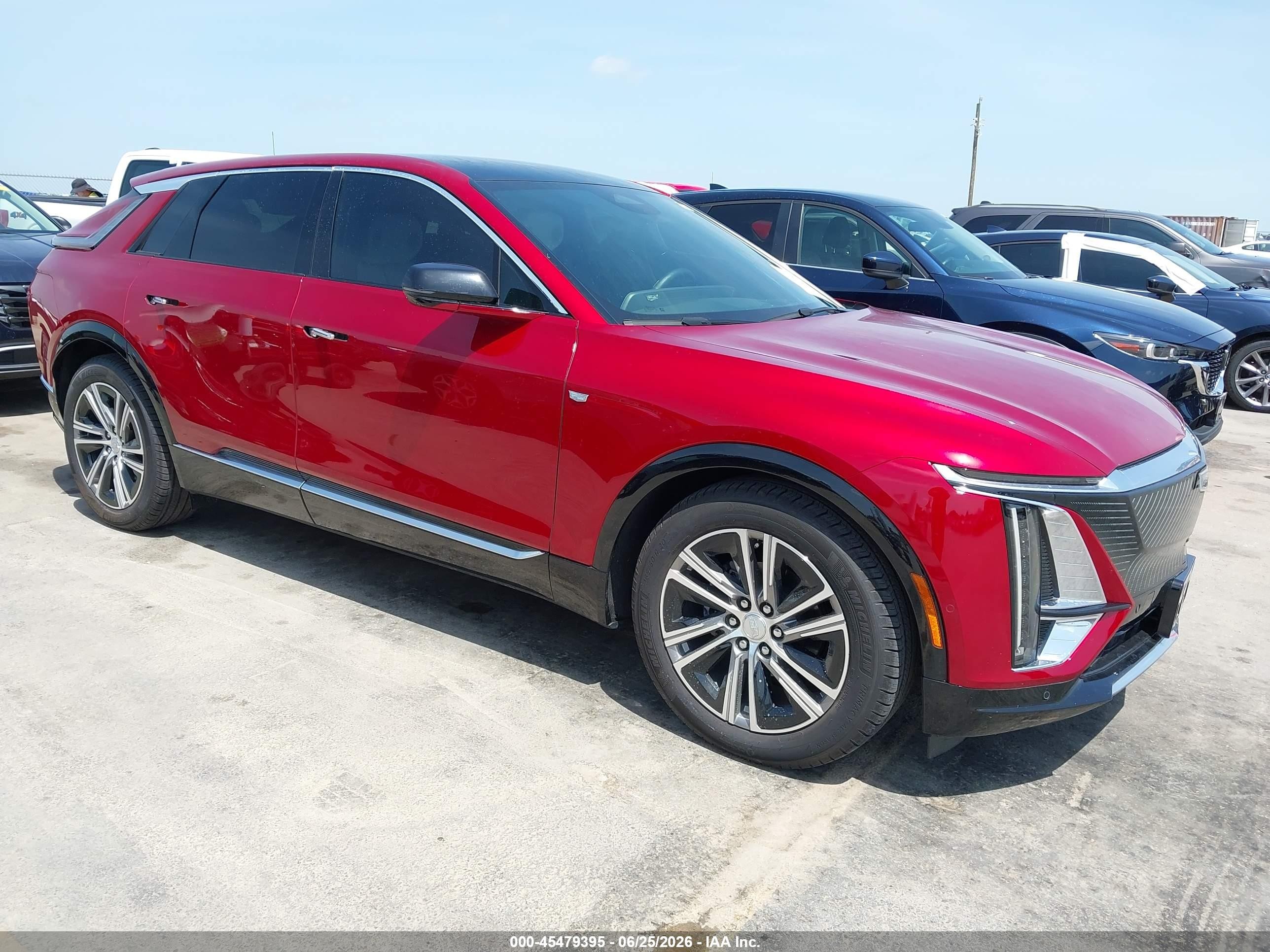 2025 Cadillac LYRIQ Luxury, VIN 1GYKPRRK8SZ312590 — Water / flood