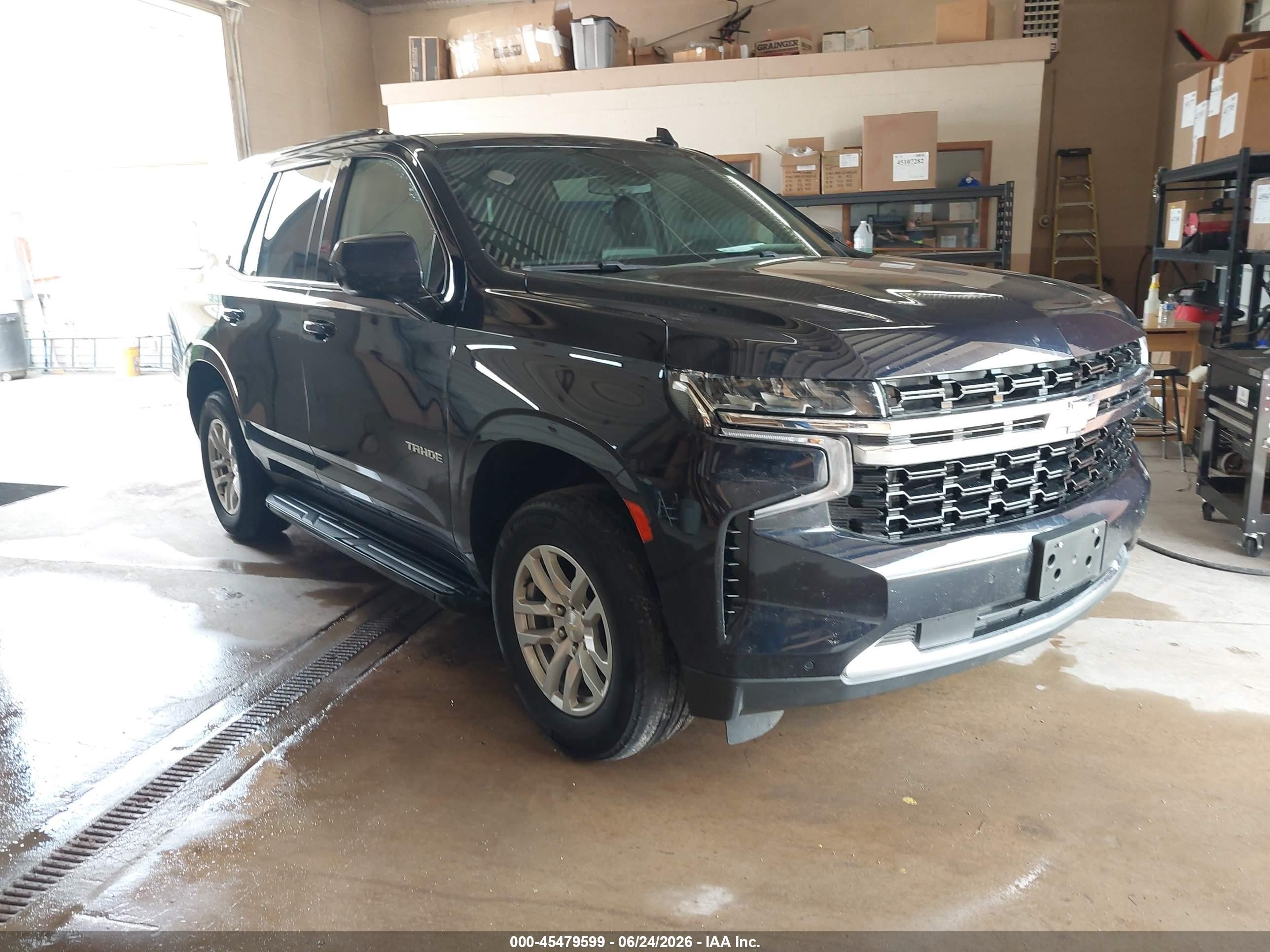 2023 Chevrolet Tahoe Commercial, VIN 1GNSKLEDXPR153658 — Зад