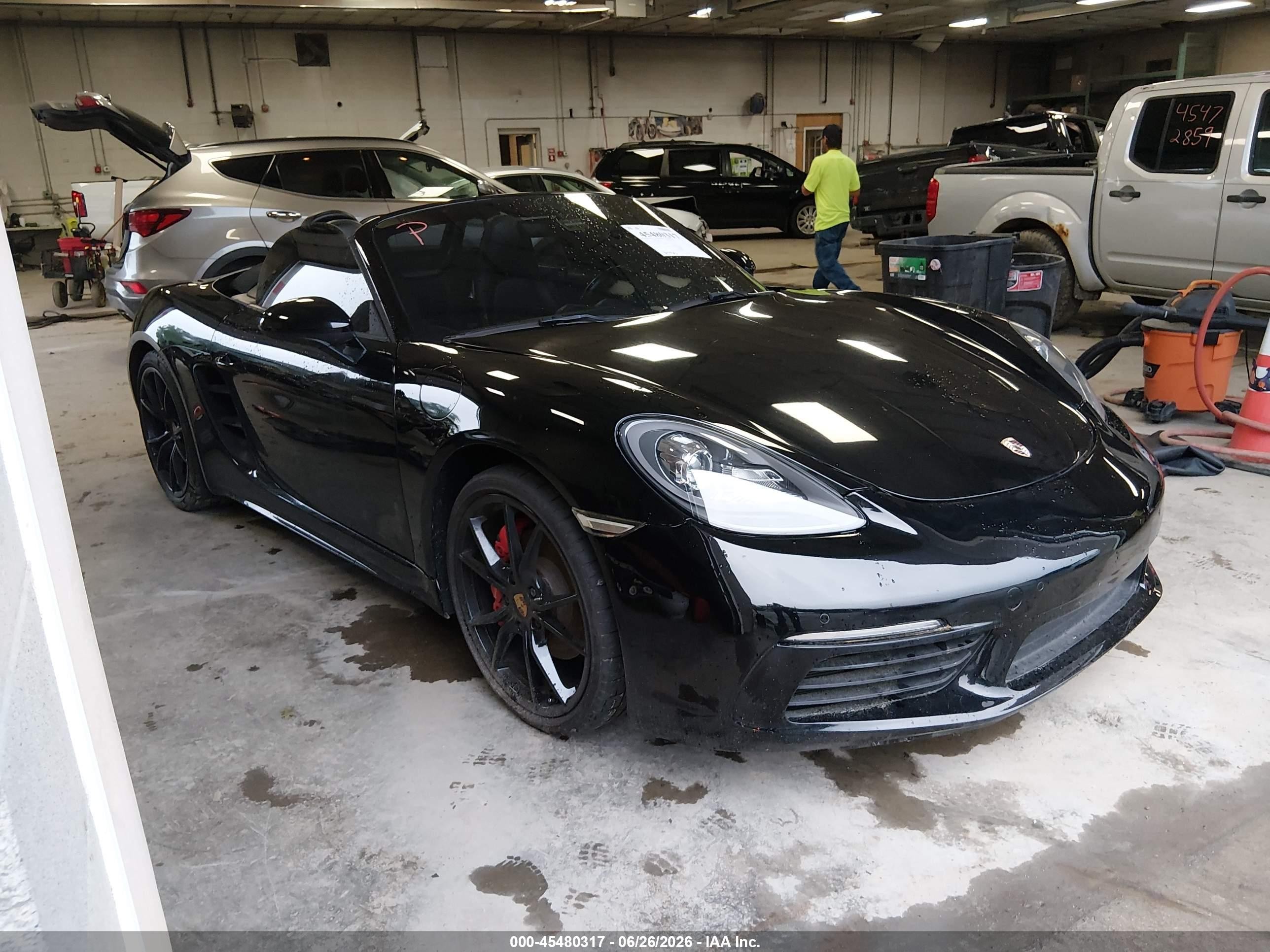2018 Porsche 718 Boxster S, VIN WP0CB2A87JS228350 — Undercarriage