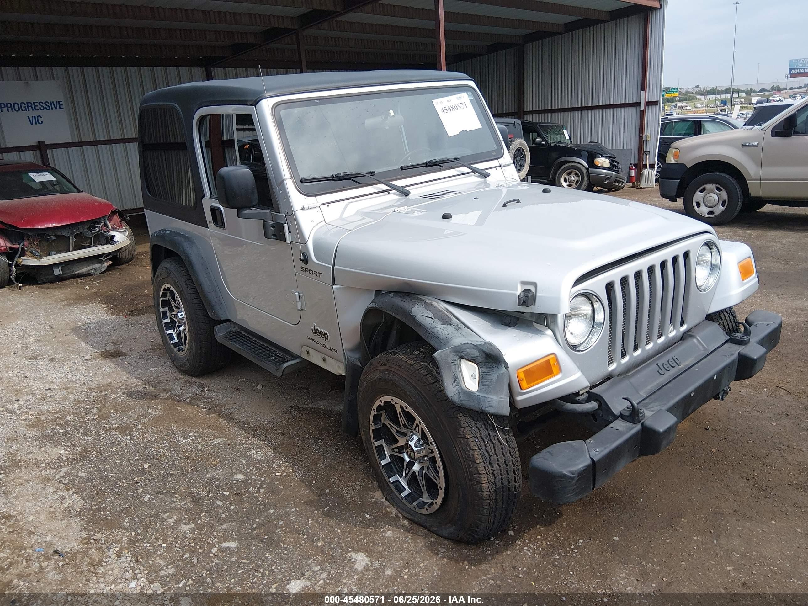 2005 Jeep Wrangler Sport, VIN 1J4FA49S75P347188 — Front end