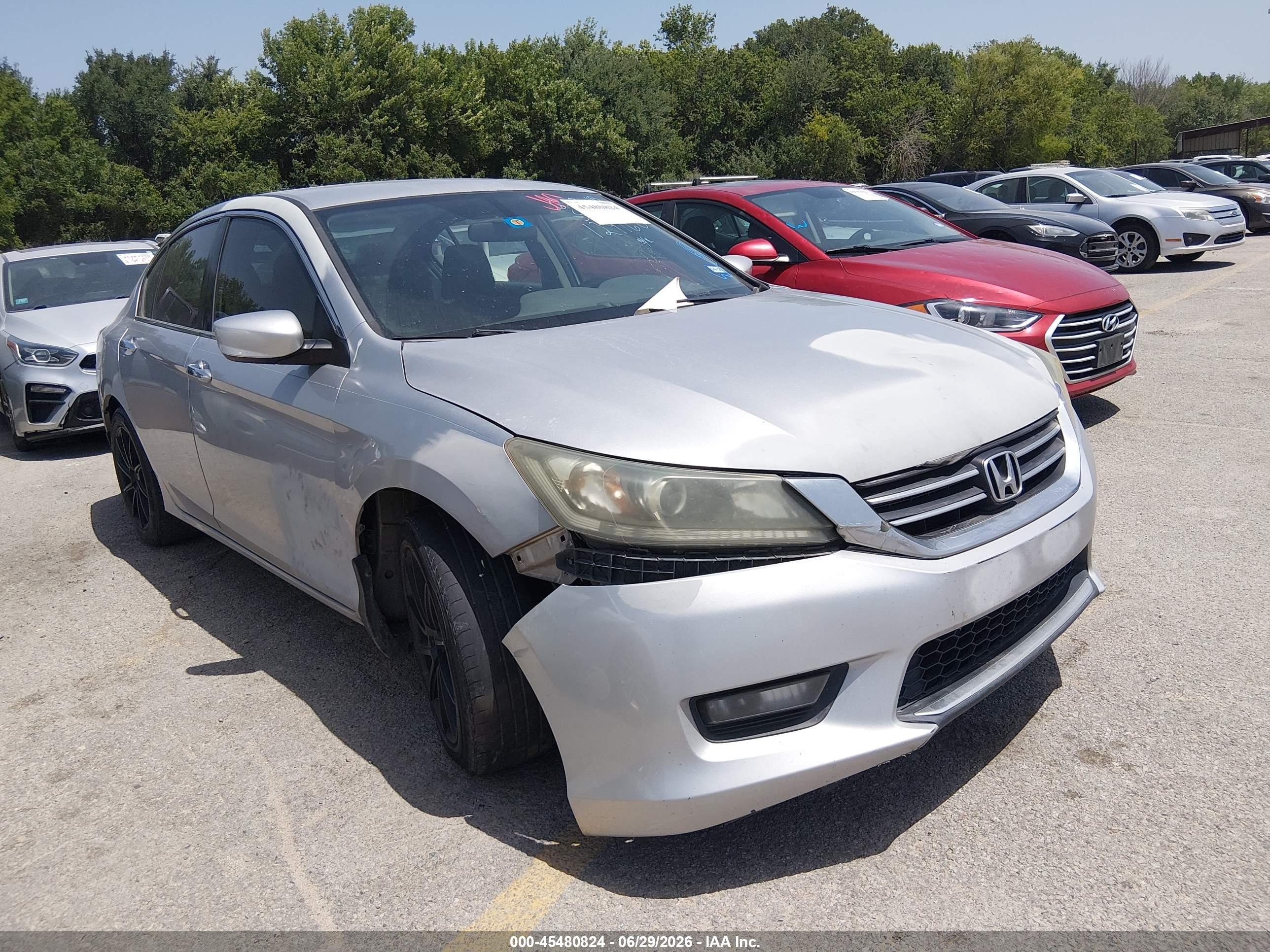 2015 Honda Accord Sport, VIN 1HGCR2F5XFA129160 — Repossession
