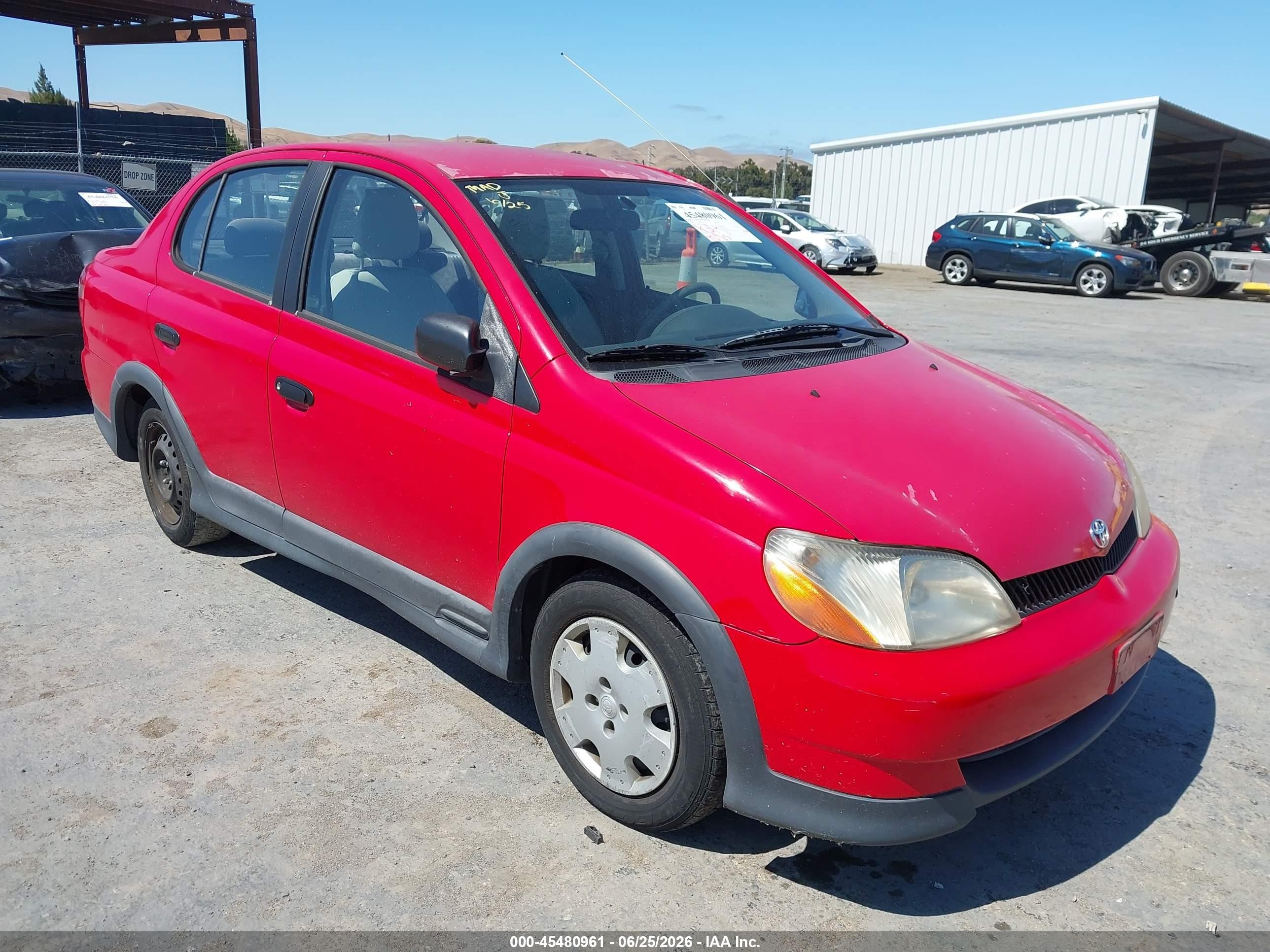 2001 Toyota ECHO, VIN JTDBT183910163249 — Rear end
