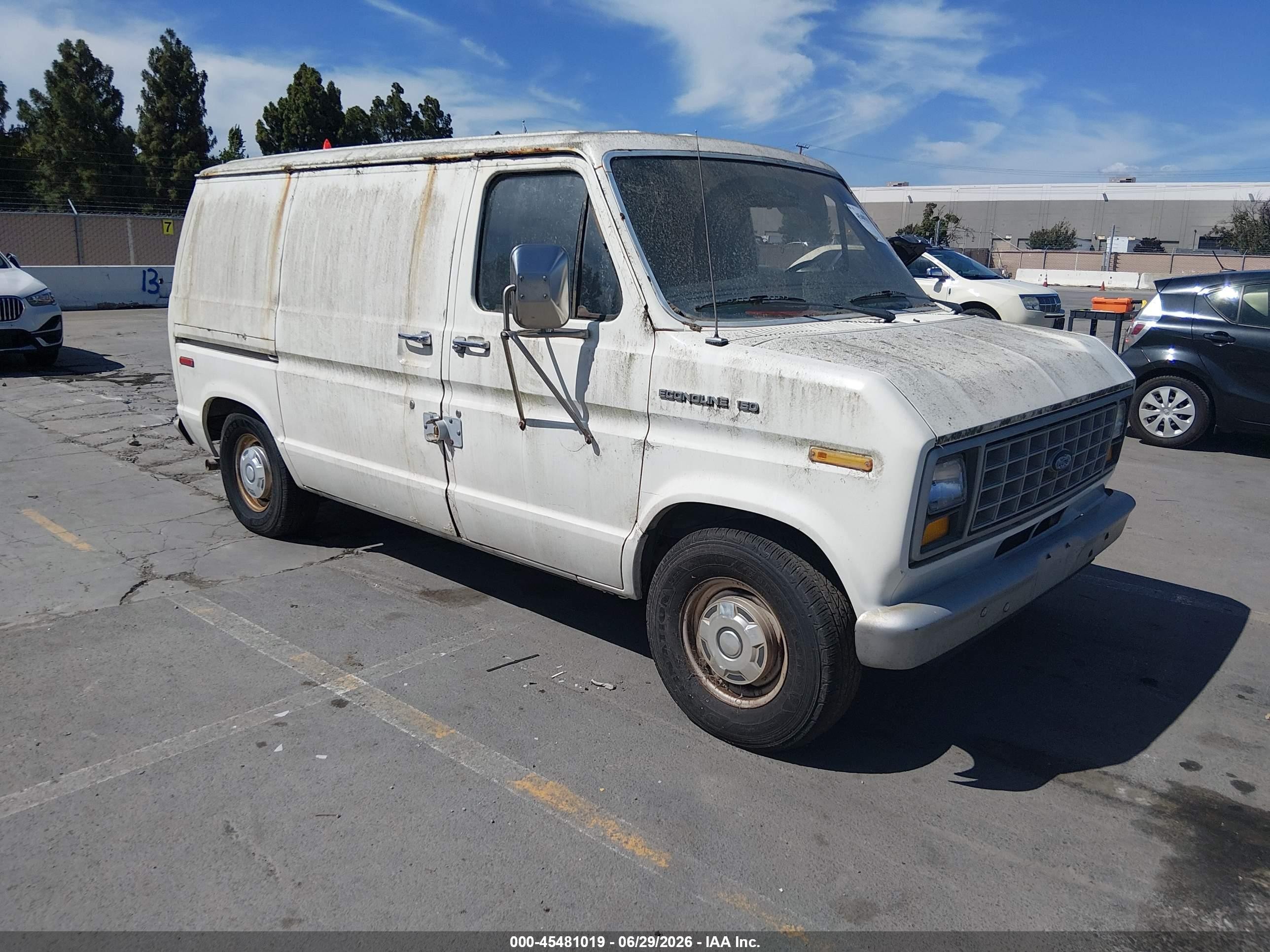 1987 Ford Econoline Cargo, VIN 1FTEE14Y4HHA53105 — Normal wear