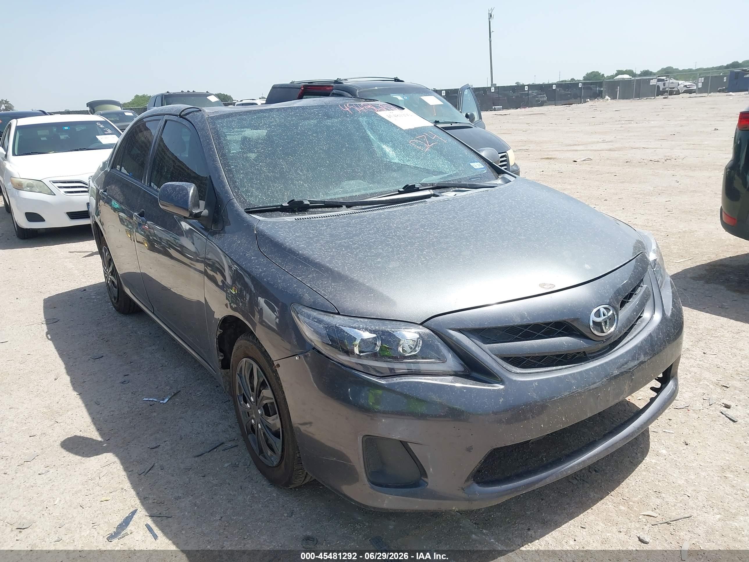 2013 Toyota Corolla LE, VIN 5YFBU4EE1DP178004 — Roof