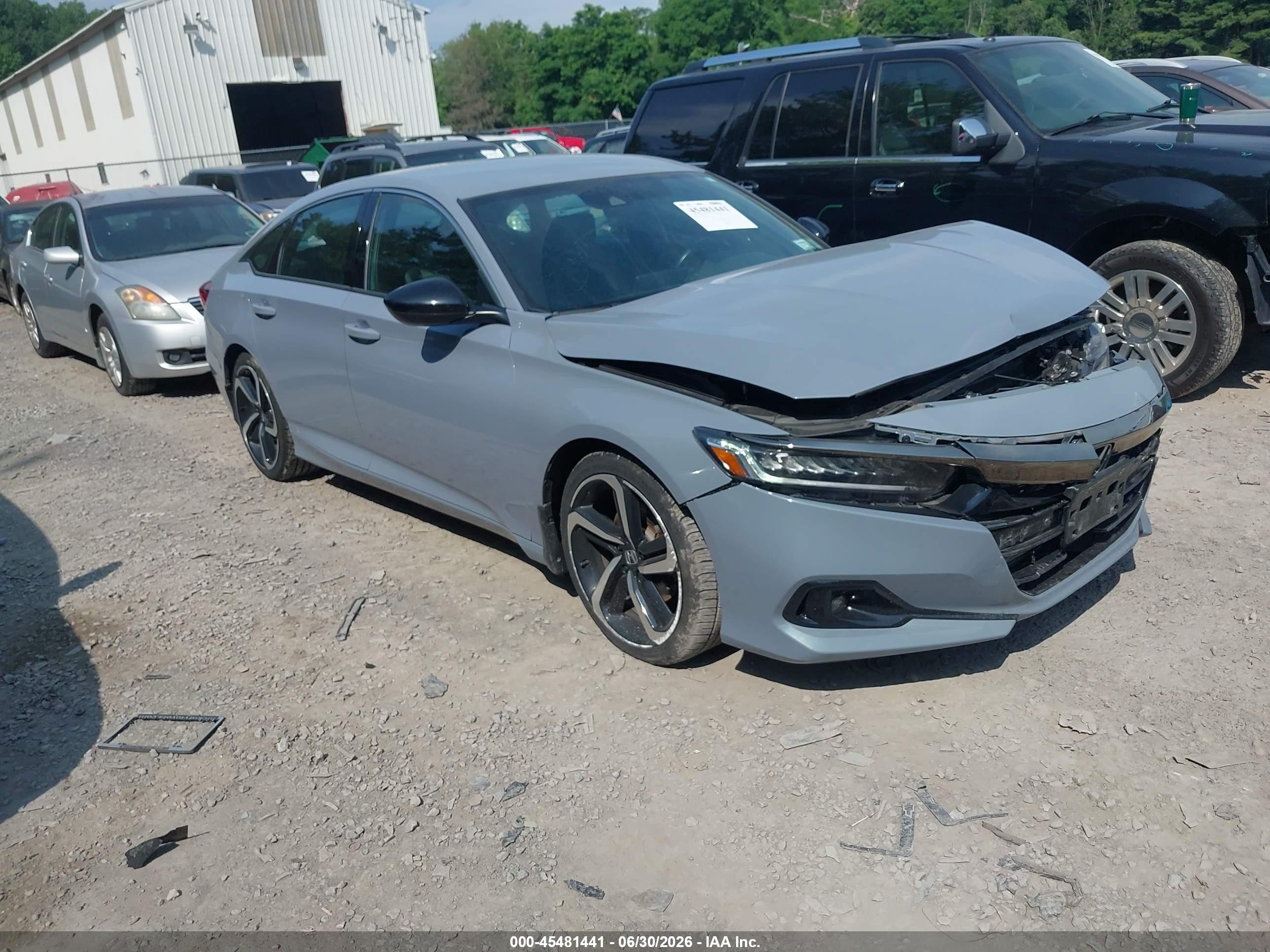 2022 Honda Accord Sport, VIN 1HGCV1F34NA025508 — Front end