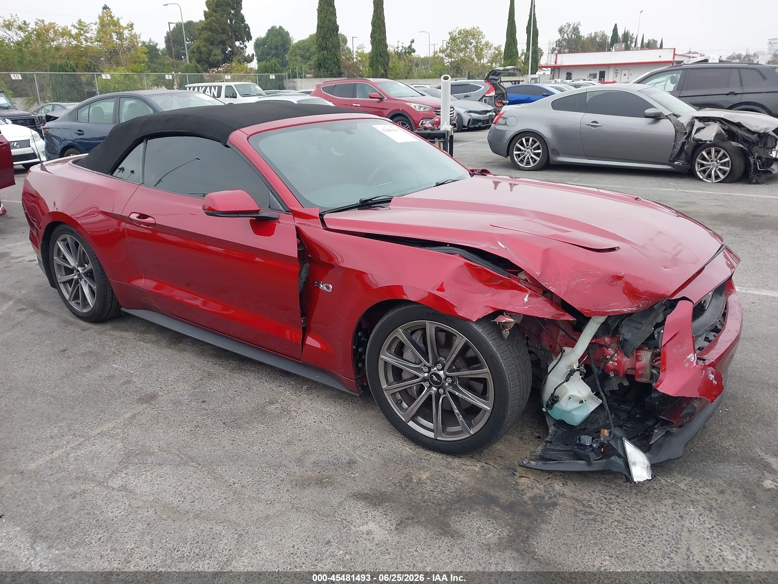 2016 Ford Mustang GT Premium, VIN 1FATP8FF6G5226338 — Front end