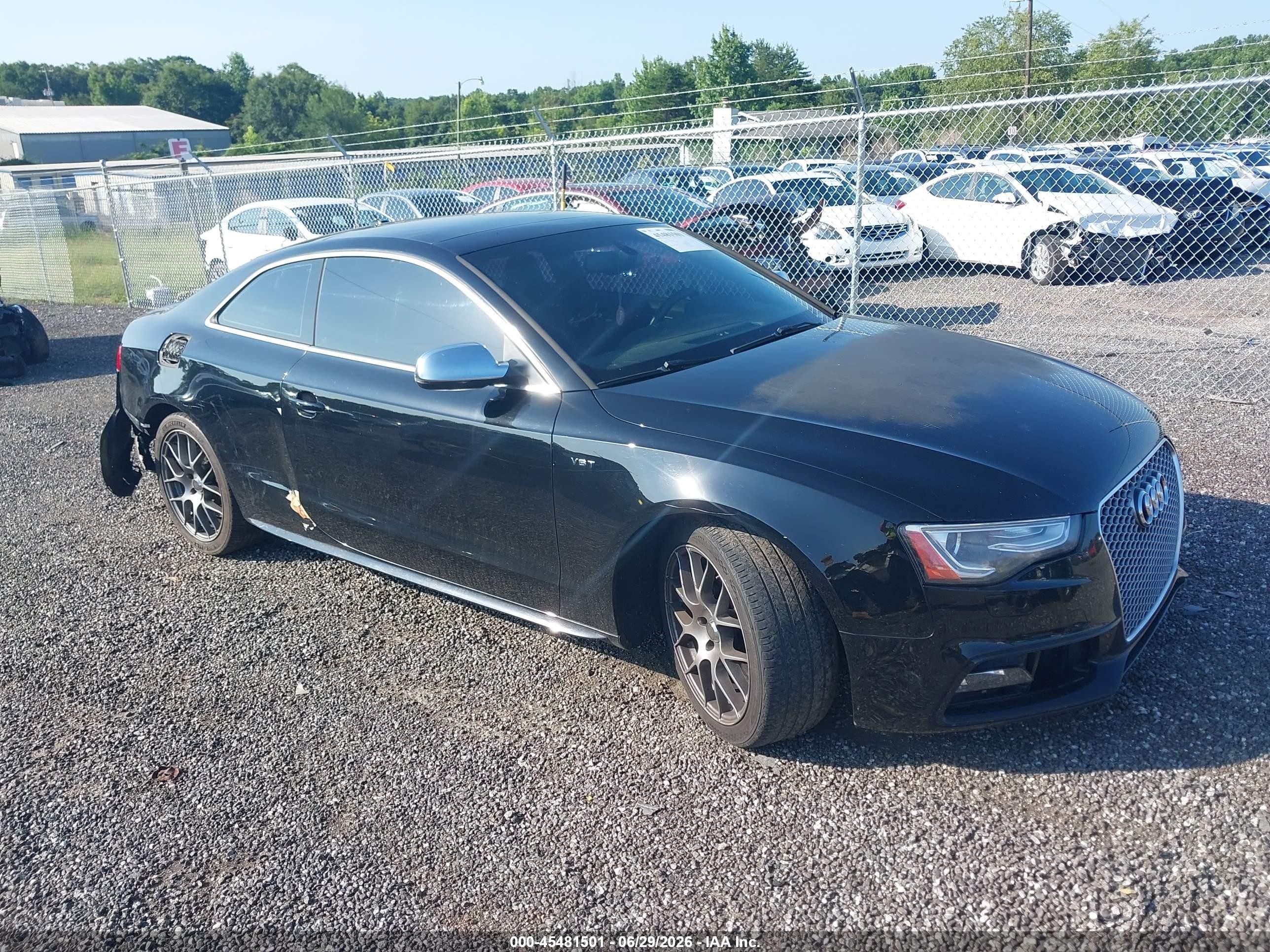 2016 Audi S5 Premium Plus, VIN WAUC4AFR9GA009066 — Зад