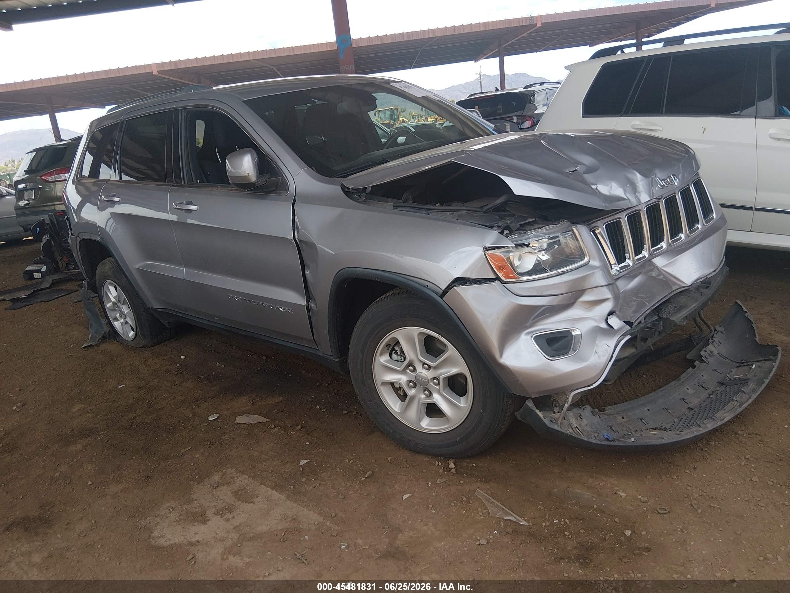2014 Jeep Grand Cherokee Laredo, VIN 1C4RJEAG8EC239962 — All over