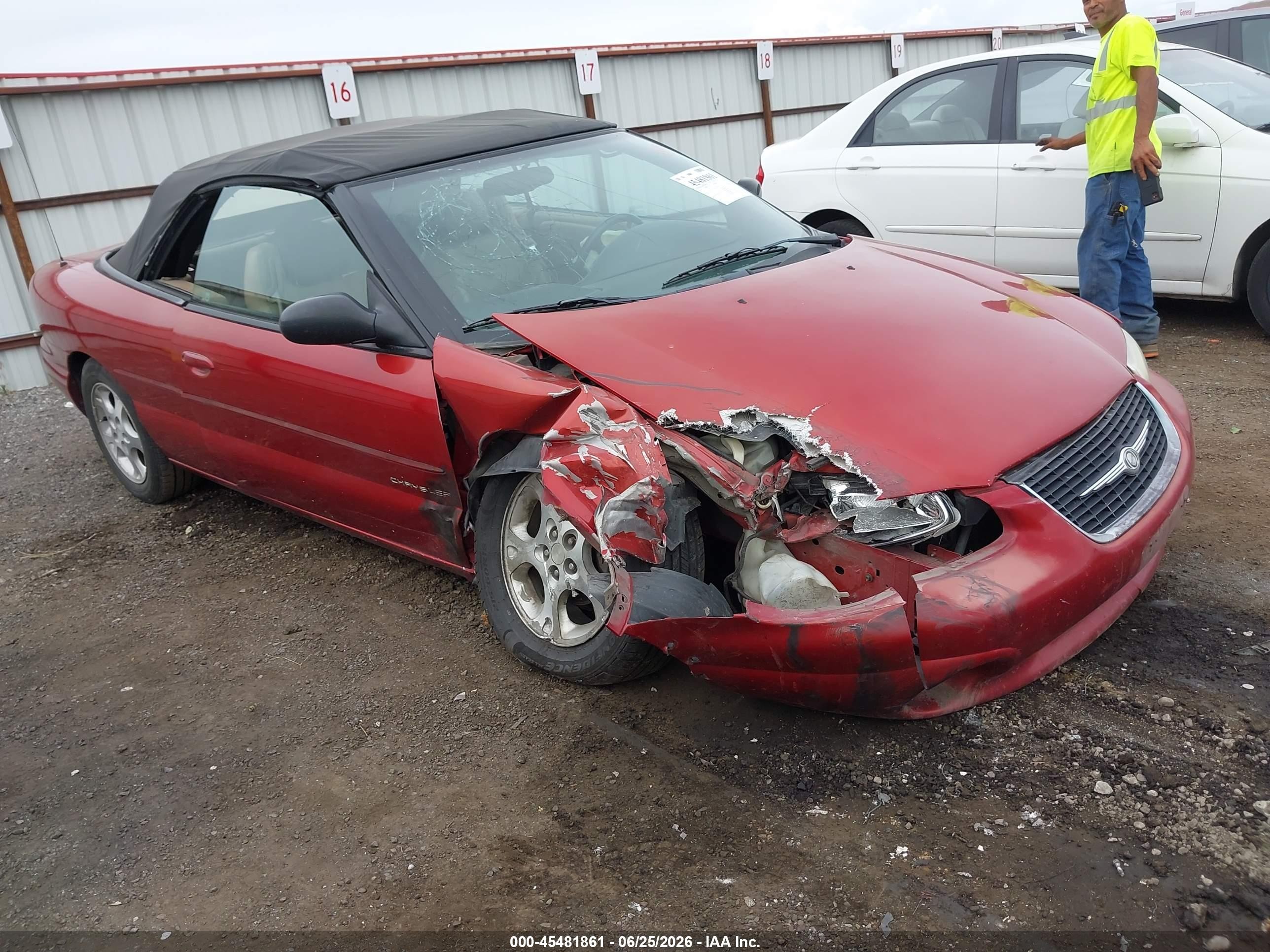 2000 Chrysler Sebring JXi, VIN 3C3EL55HXYT248686 — Front end
