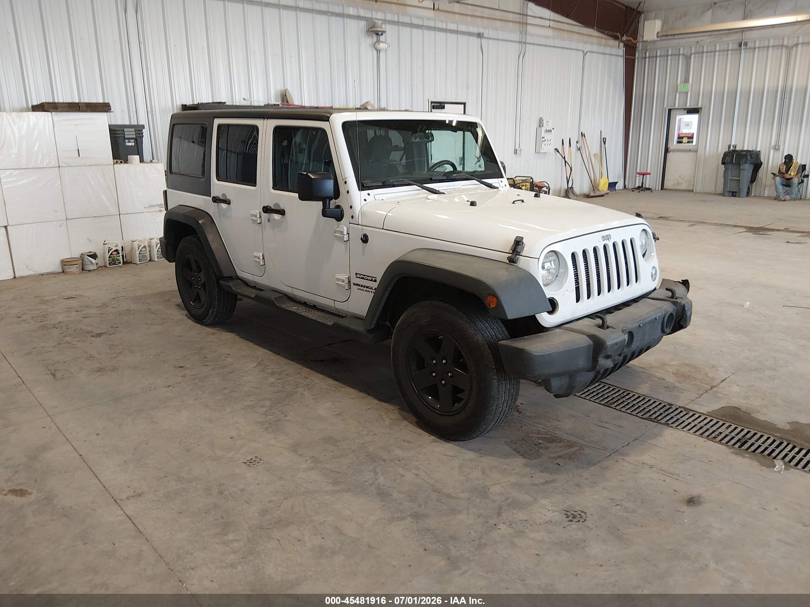 2017 Jeep Wrangler Unlimited Sport, VIN 1C4HJWDG7HL564099 — Normal wear