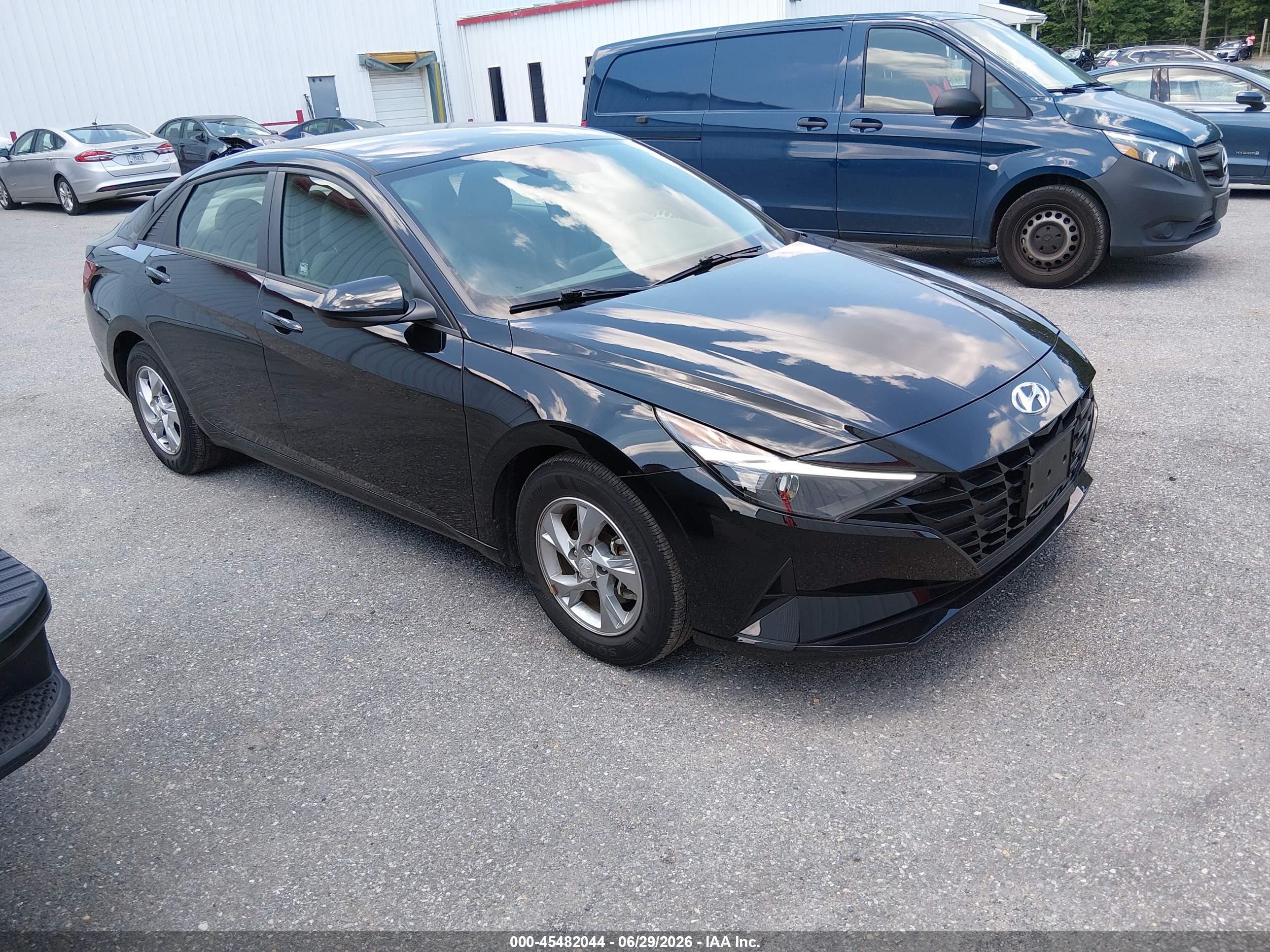 2021 Hyundai Elantra SE, VIN 5NPLL4AG2MH050091 — Normal wear
