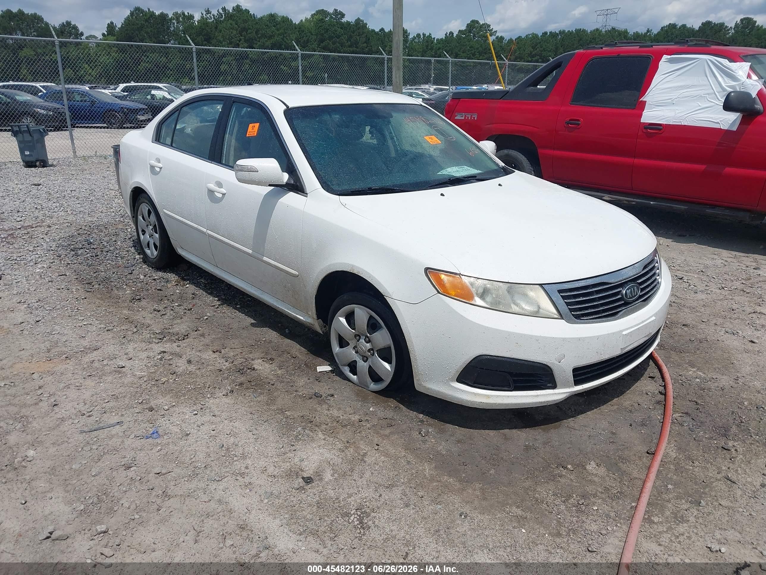2009 Kia Optima LX, VIN KNAGE228295292519 — Обычный износ