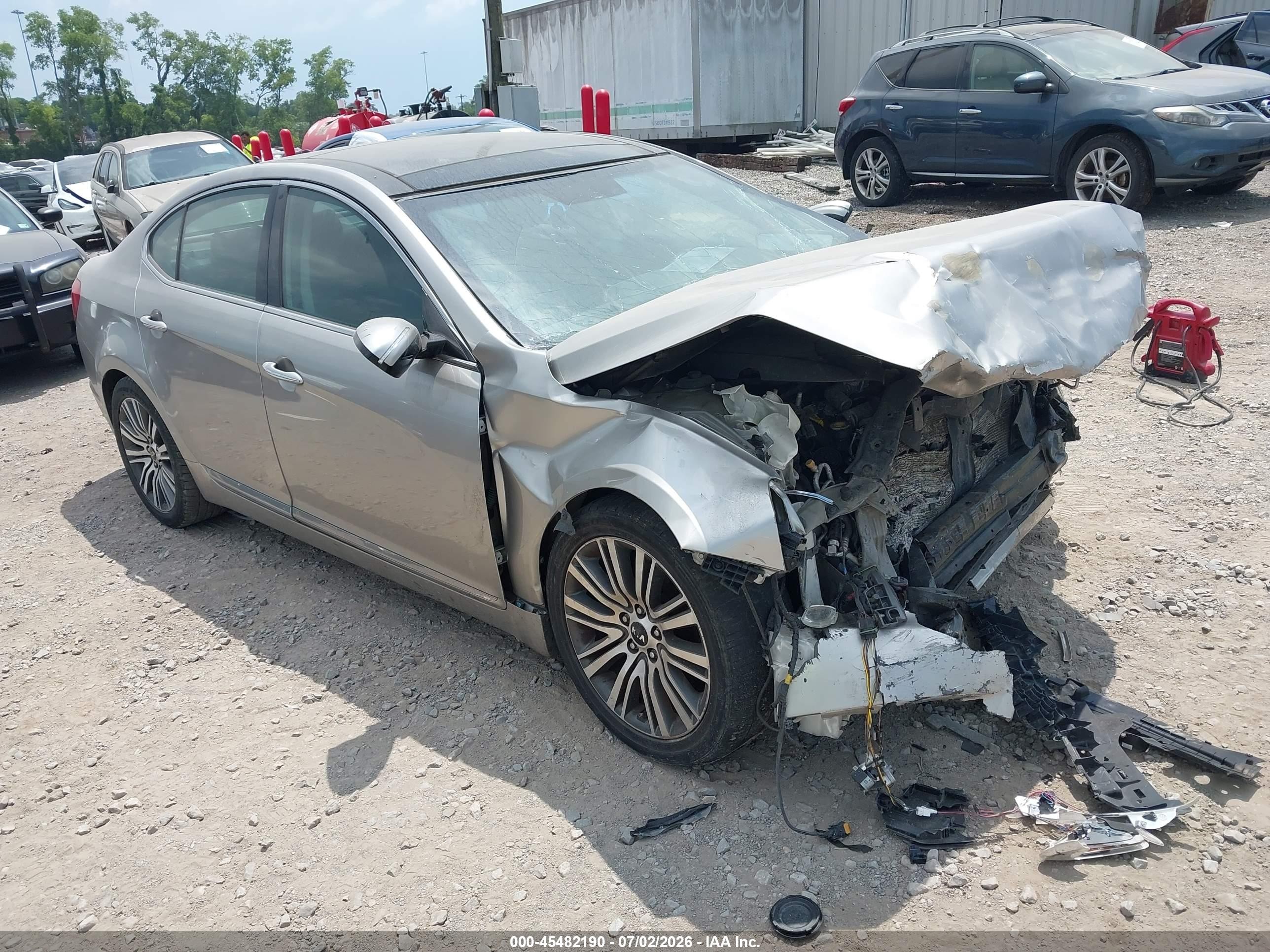 2014 Kia Cadenza Premium, VIN KNALN4D77E5153818 — Biohazard / chemical