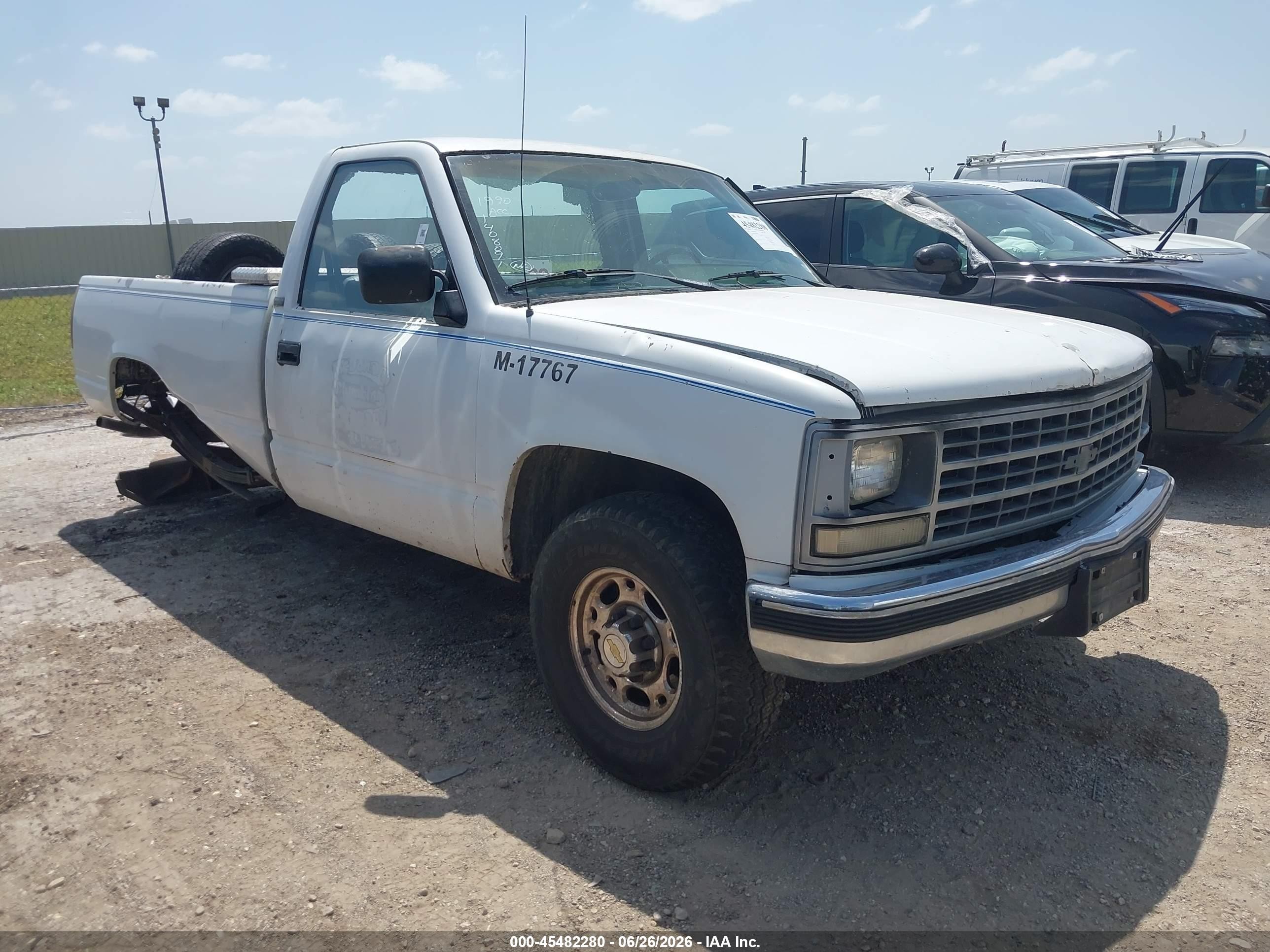 1990 Chevrolet Silverado 2500, VIN 1GCGC24K5LE145930 — Rear end