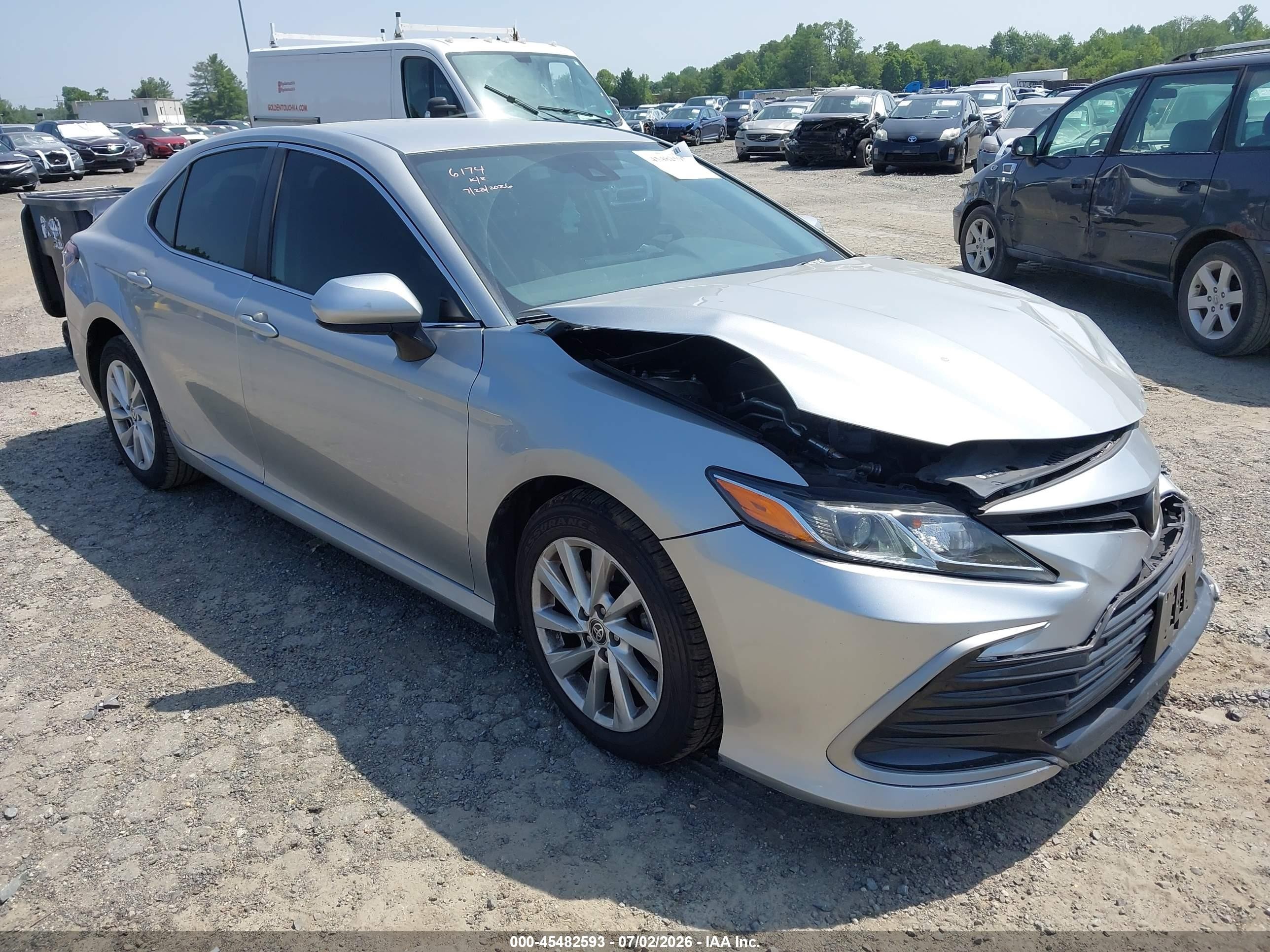 2021 Toyota Camry LE, VIN 4T1C11AK7MU558096 — Front end