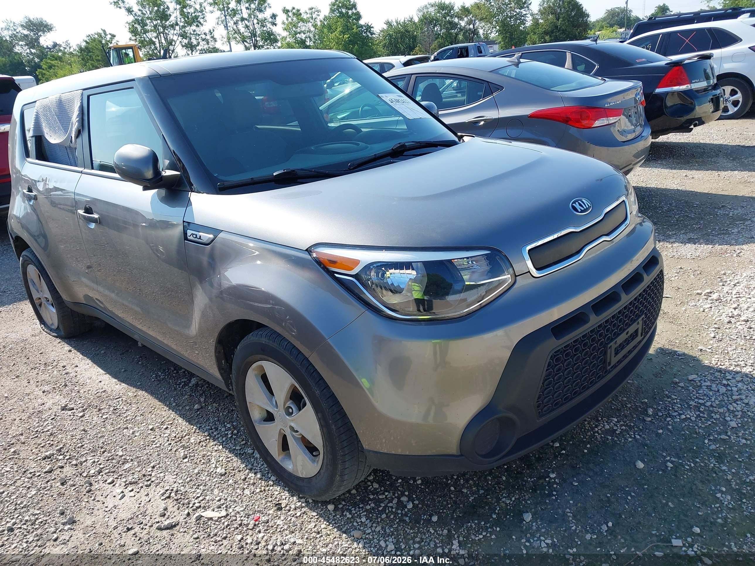2016 Kia Soul, VIN KNDJN2A2XG7325466 — Зад