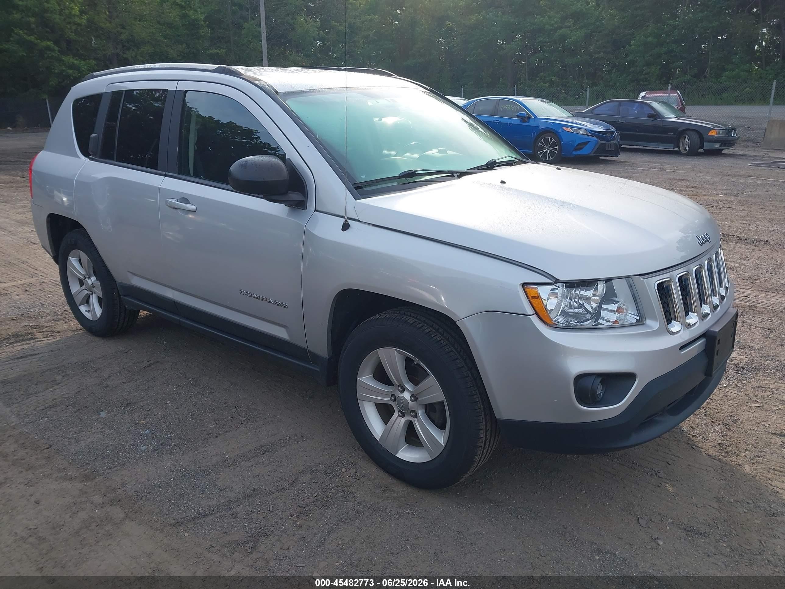 2012 Jeep Compass Latitude, VIN 1C4NJDEB8CD501851 — Normal wear