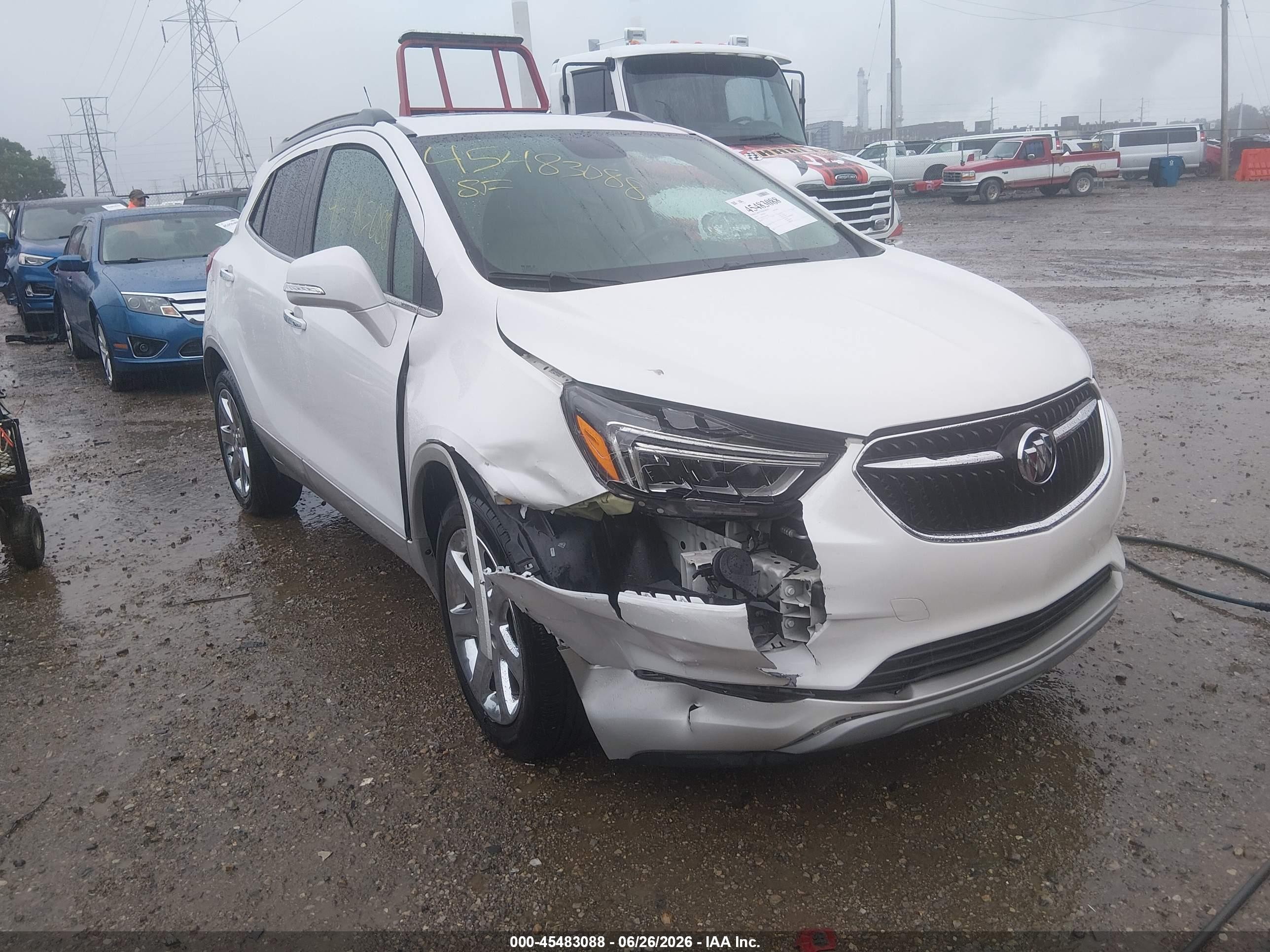 2018 Buick Encore Essence, VIN KL4CJCSB1JB517849 — Front end
