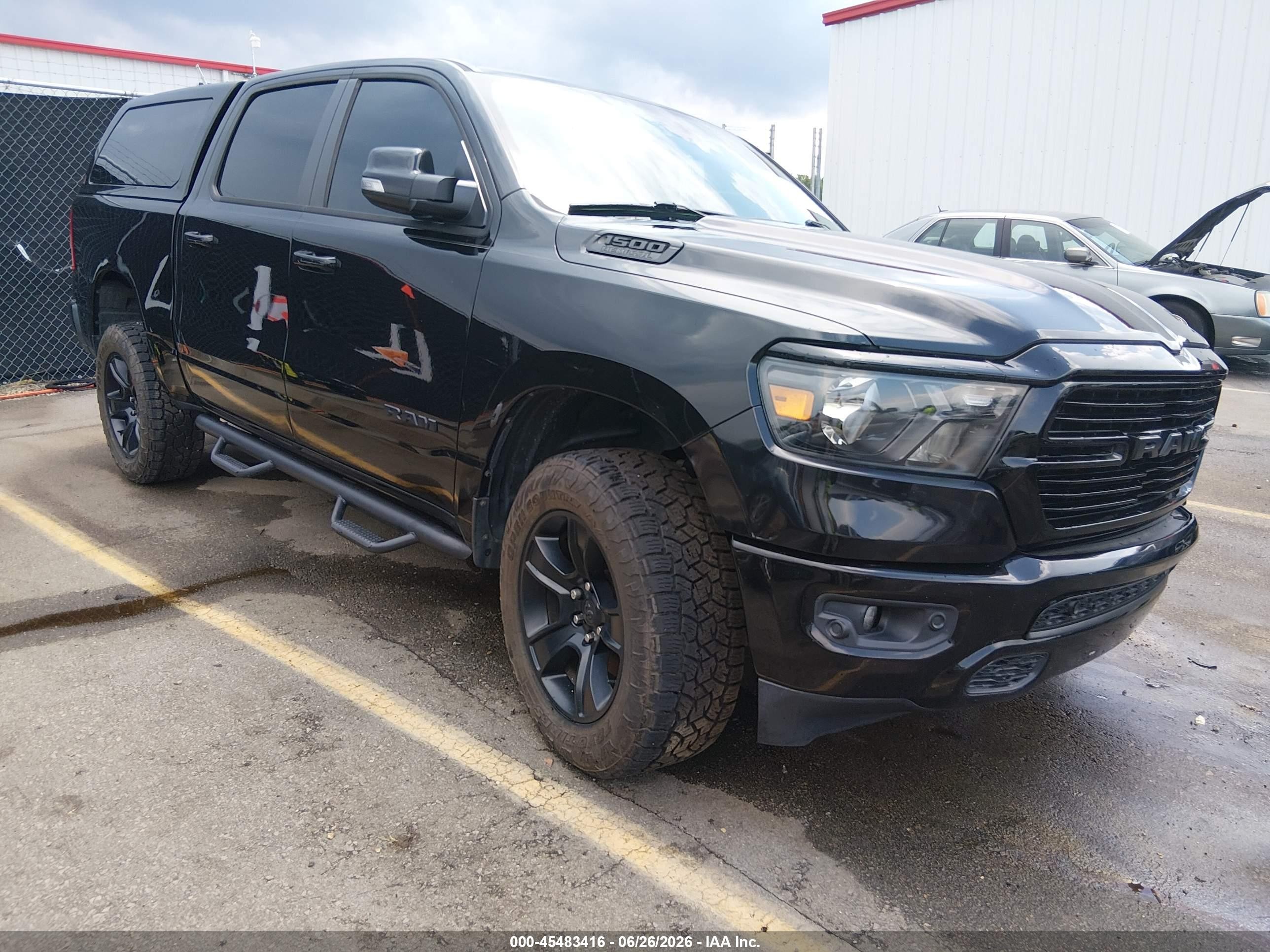 2020 Ram 1500 Big Horn, VIN 1C6SRFFT1LN233984 — Front end
