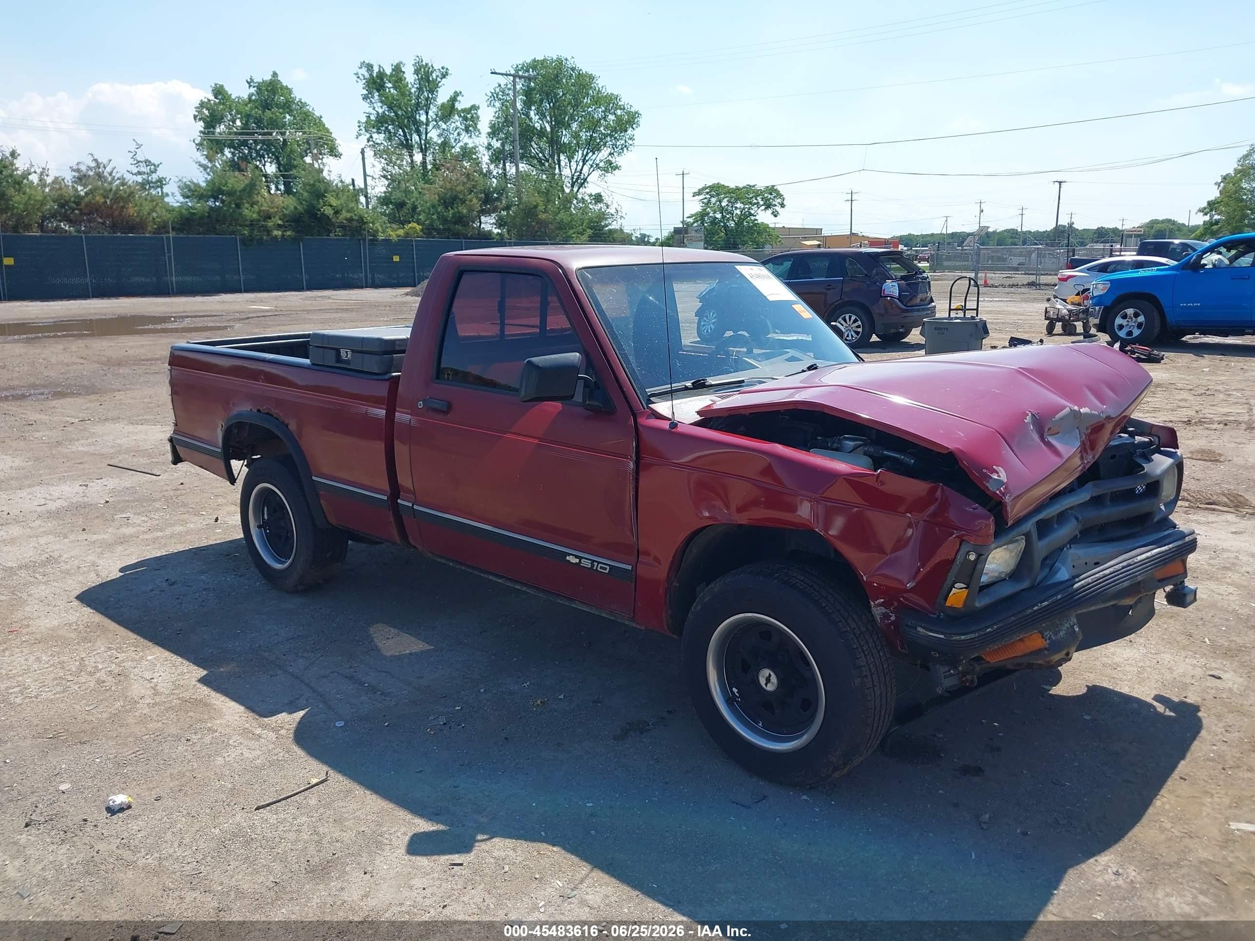1991 Chevrolet S-10, VIN 1GCCS14ZXM2115964 — Front end