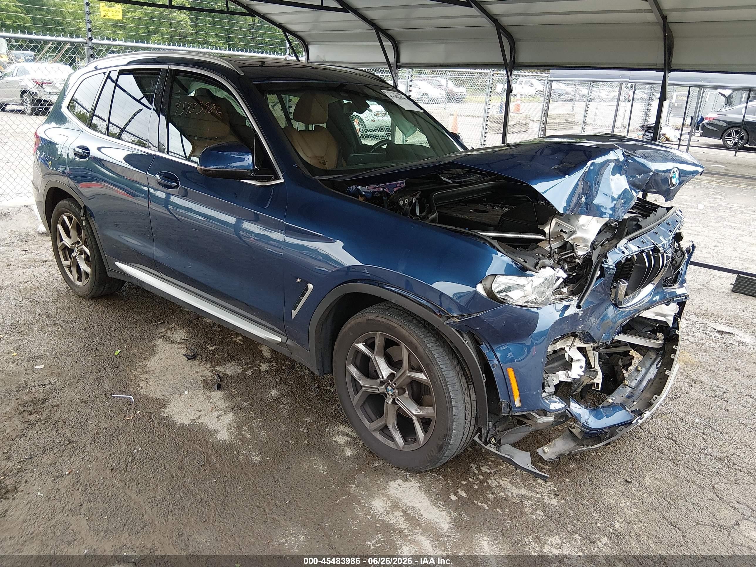 2021 BMW X3 xDrive30i, VIN 5UXTY5C05M9G03690 — Front end
