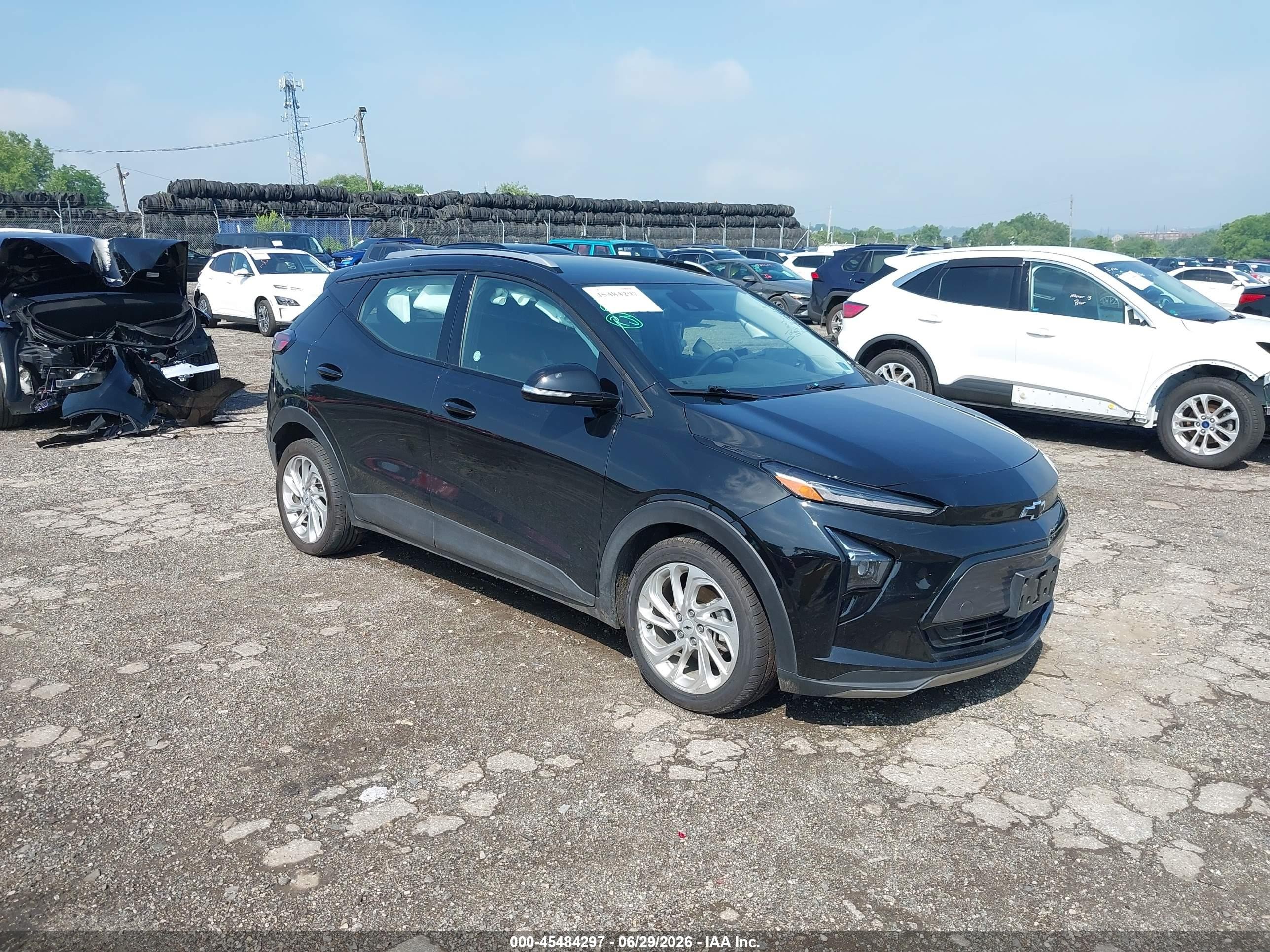 2023 Chevrolet Bolt EUV LT, VIN 1G1FY6S0XP4198309 — Side
