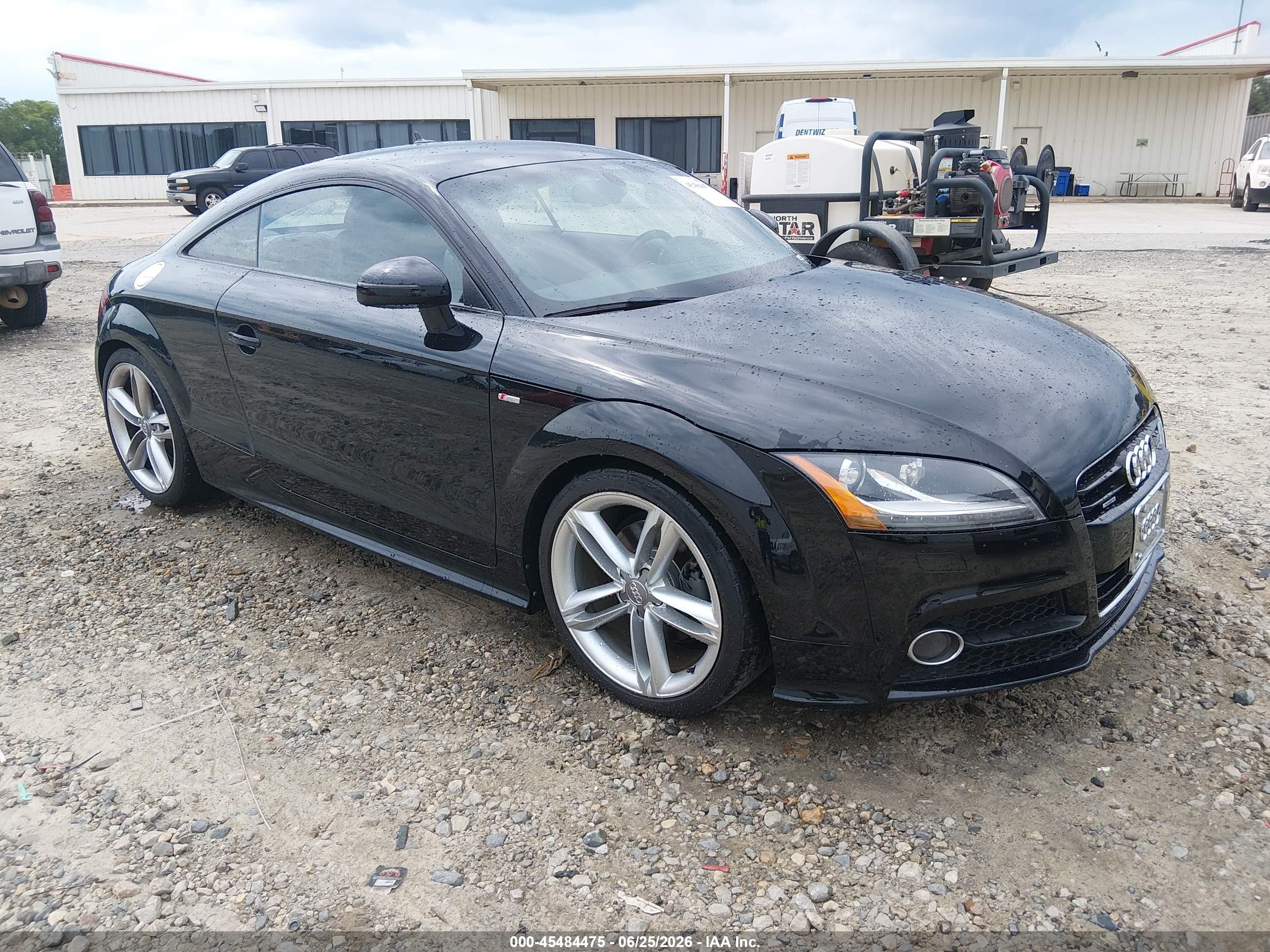 2011 Audi TT Premium Plus, VIN TRUBFAFK0B1013940 — Обычный износ