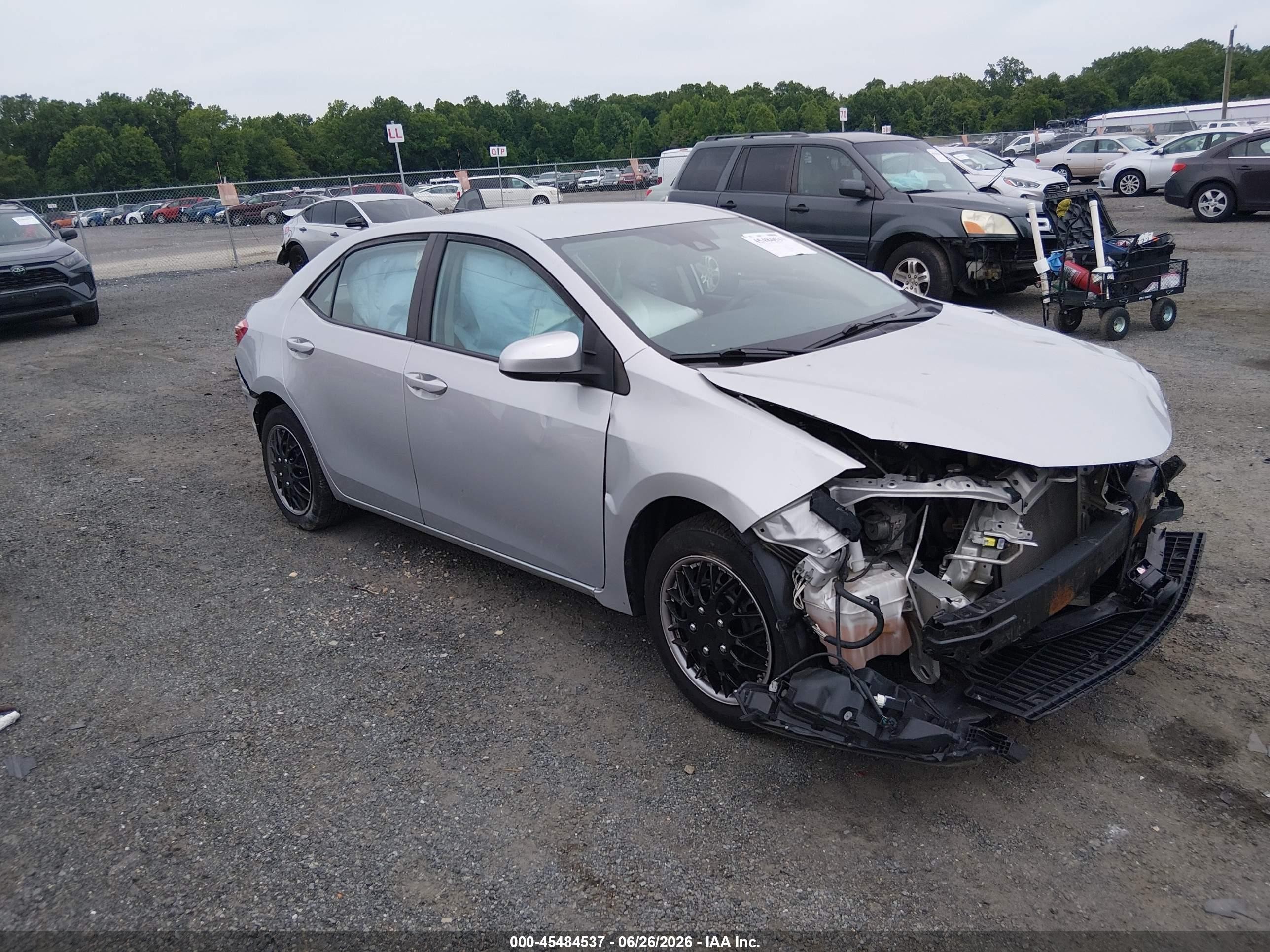 2019 Toyota Corolla SE, VIN 5YFBURHE7KP938216 — Front end