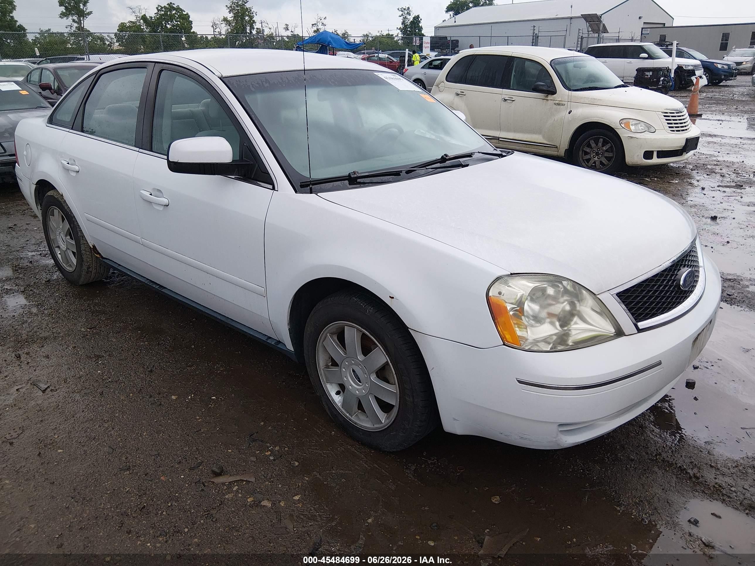 2005 Ford Five Hundred SE, VIN 1FAFP23105G137871 — Normal wear