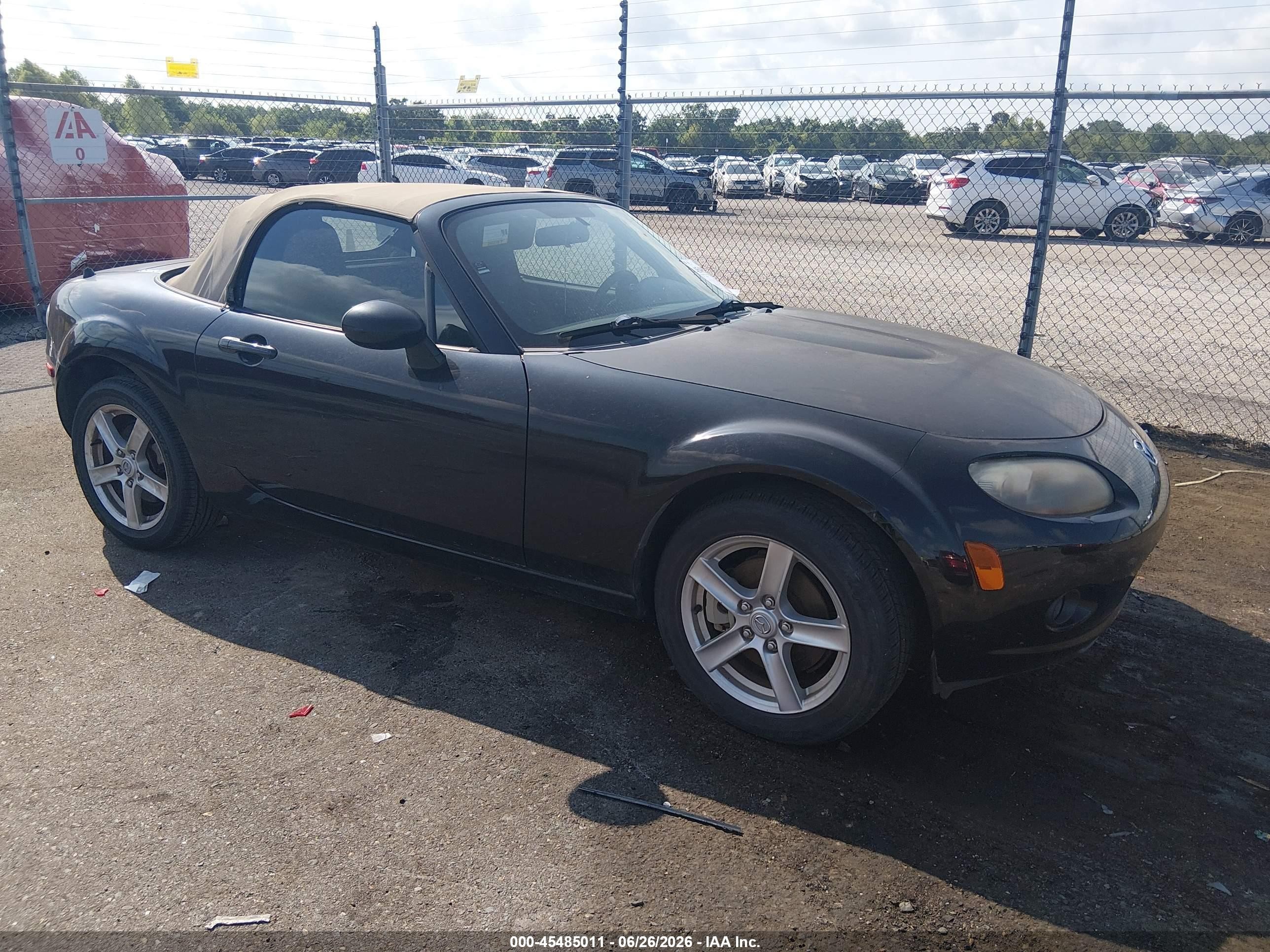 2007 Mazda MX-5 Miata Touring, VIN JM1NC25F670137525 — Undercarriage