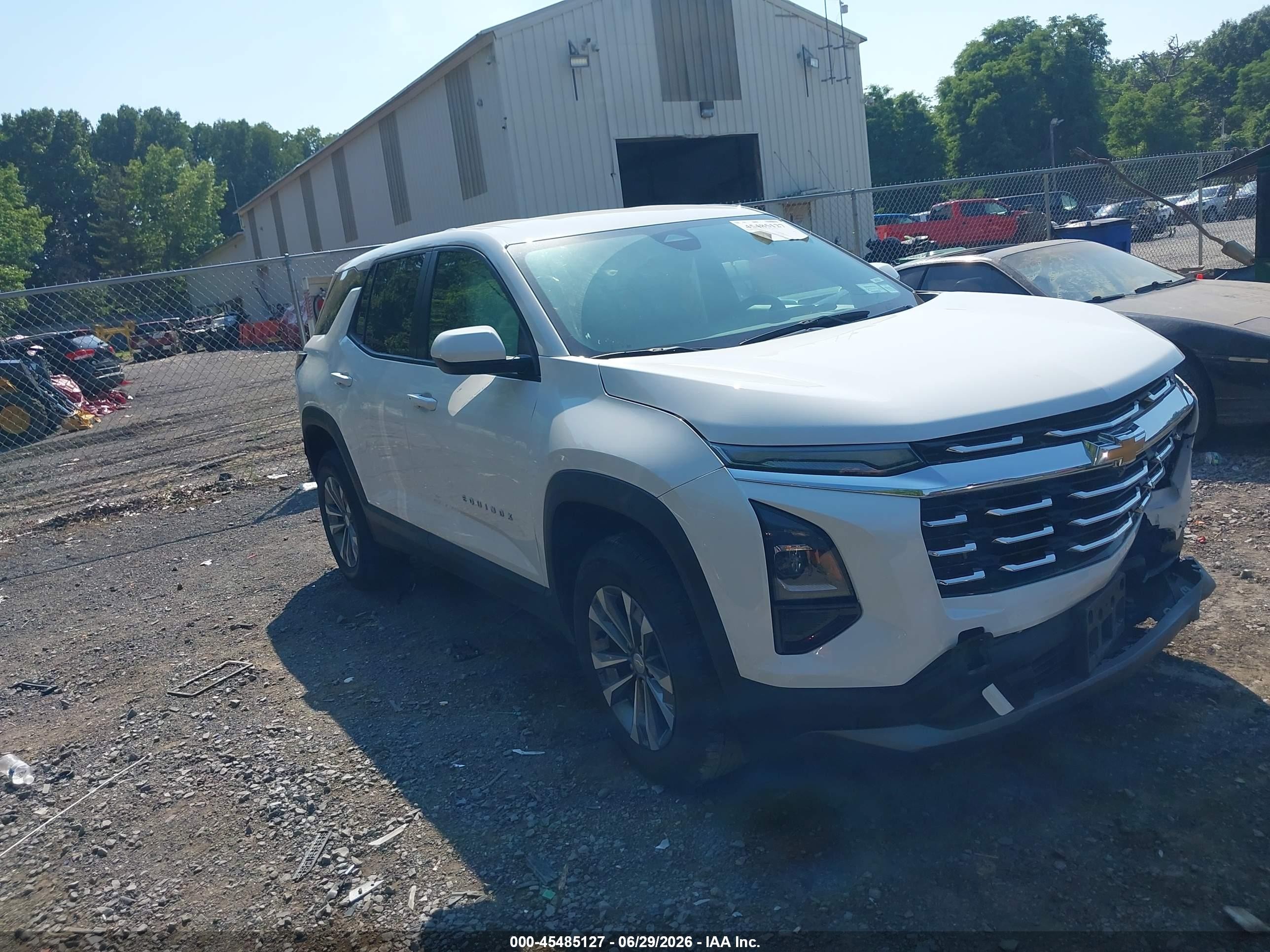 2026 Chevrolet Equinox AWD LT, VIN 3GNAXPEG7TL129639 — Front end