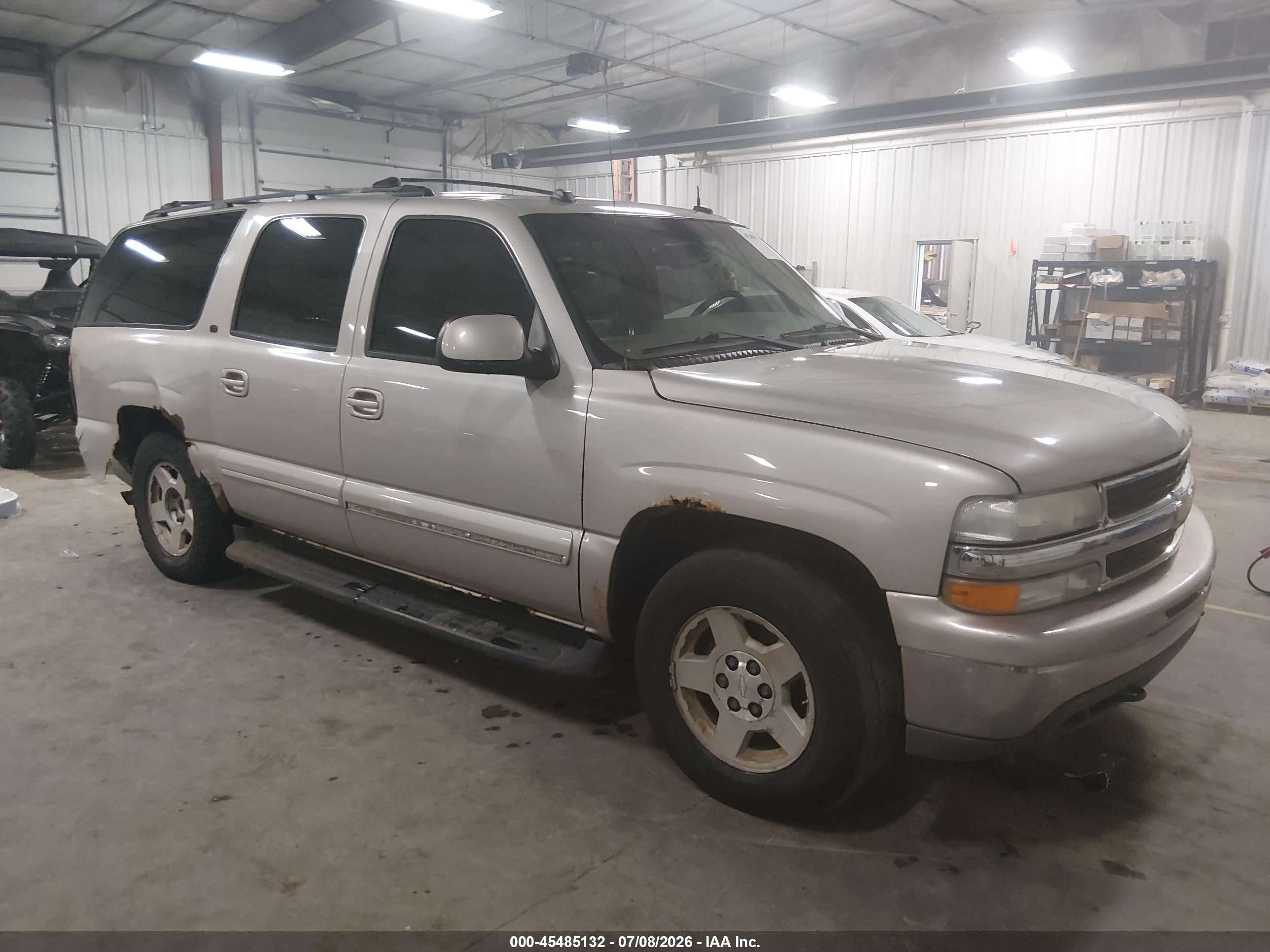 2004 Chevrolet Suburban LT, VIN 1GNFK16Z84J161459 — Rear end