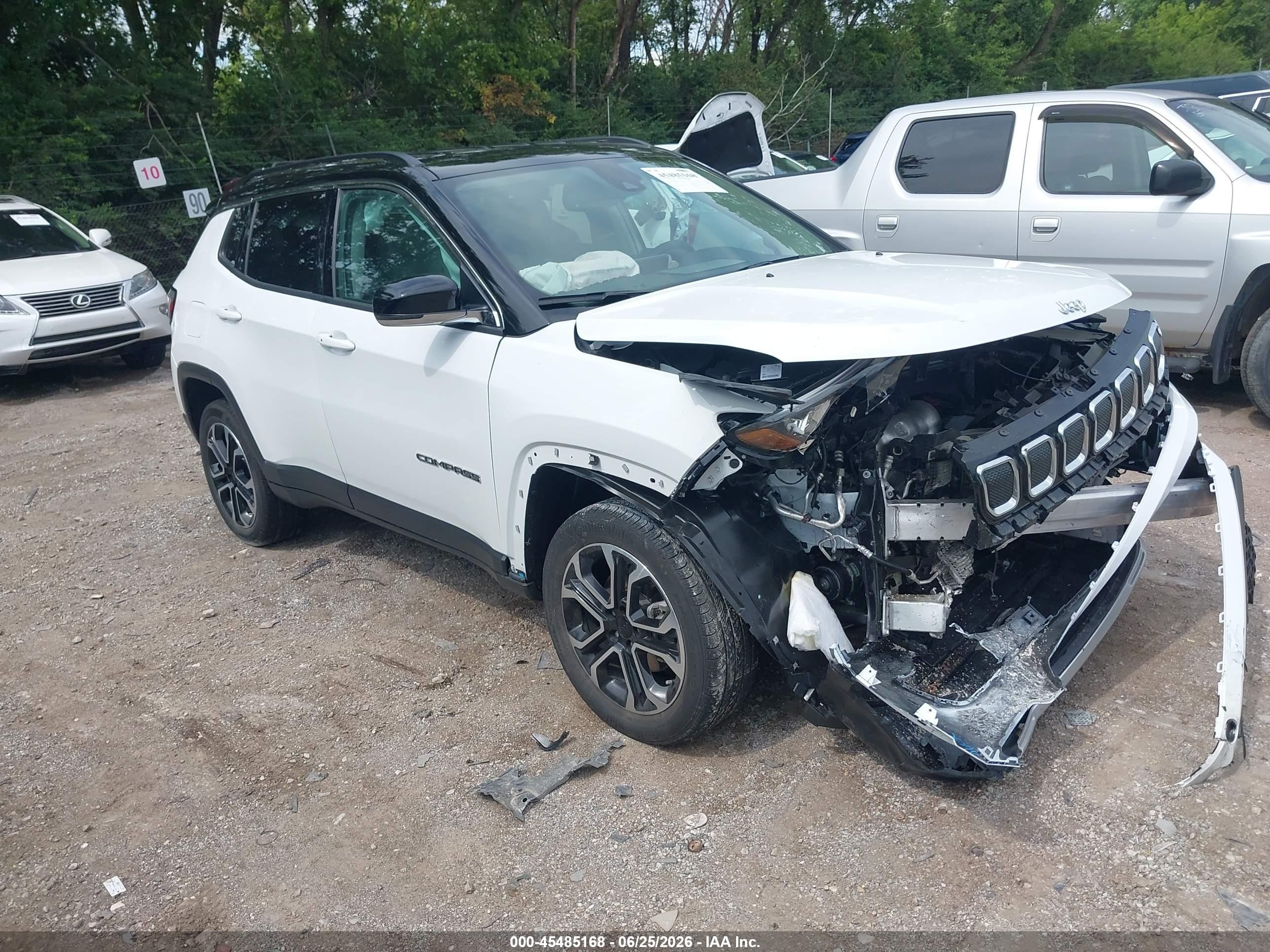 2022 Jeep Compass Limited, VIN 3C4NJDCB5NT135007 — Front end