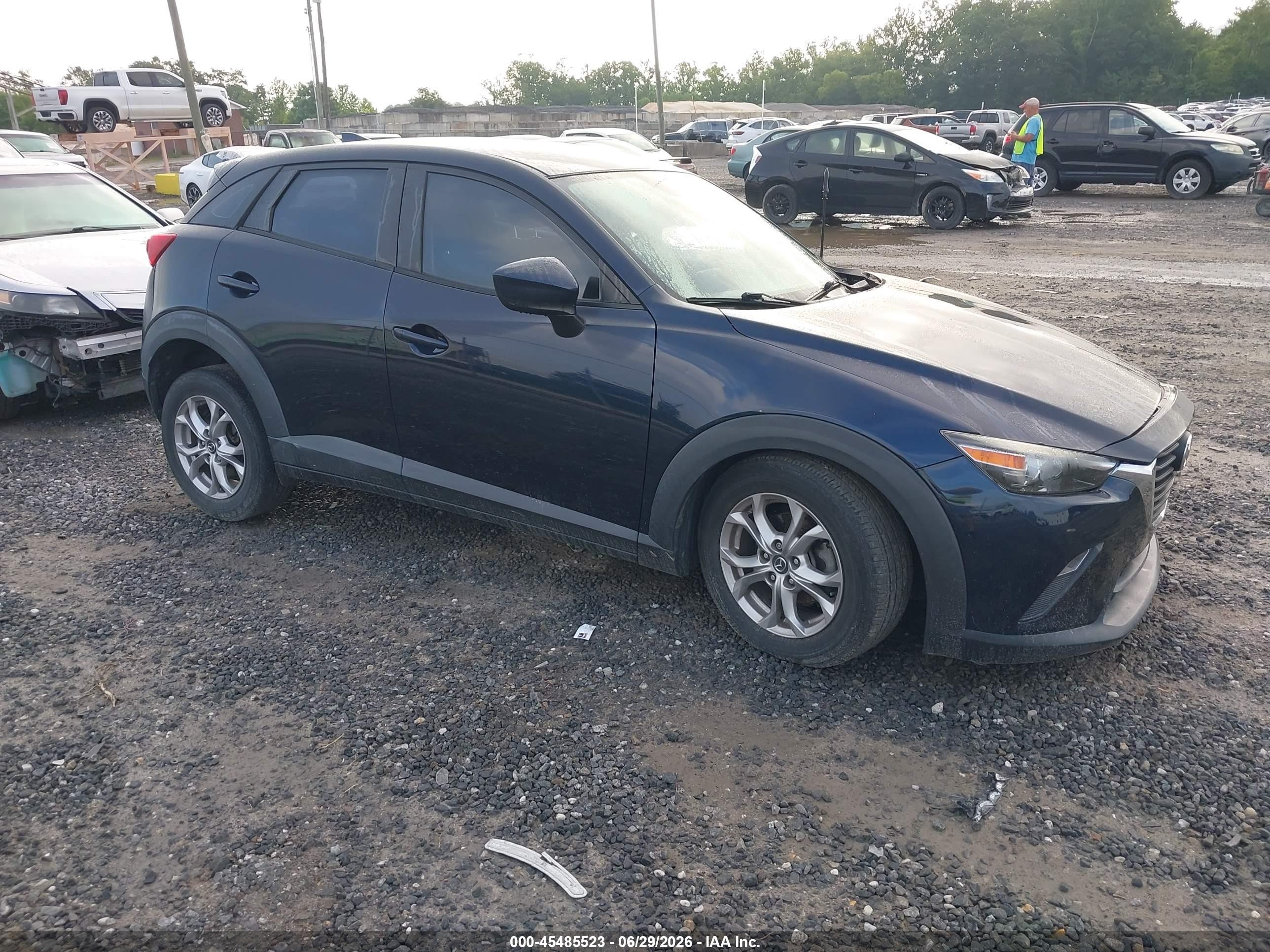 2017 Mazda CX-3 Sport, VIN JM1DKDB76H0166113 — Side