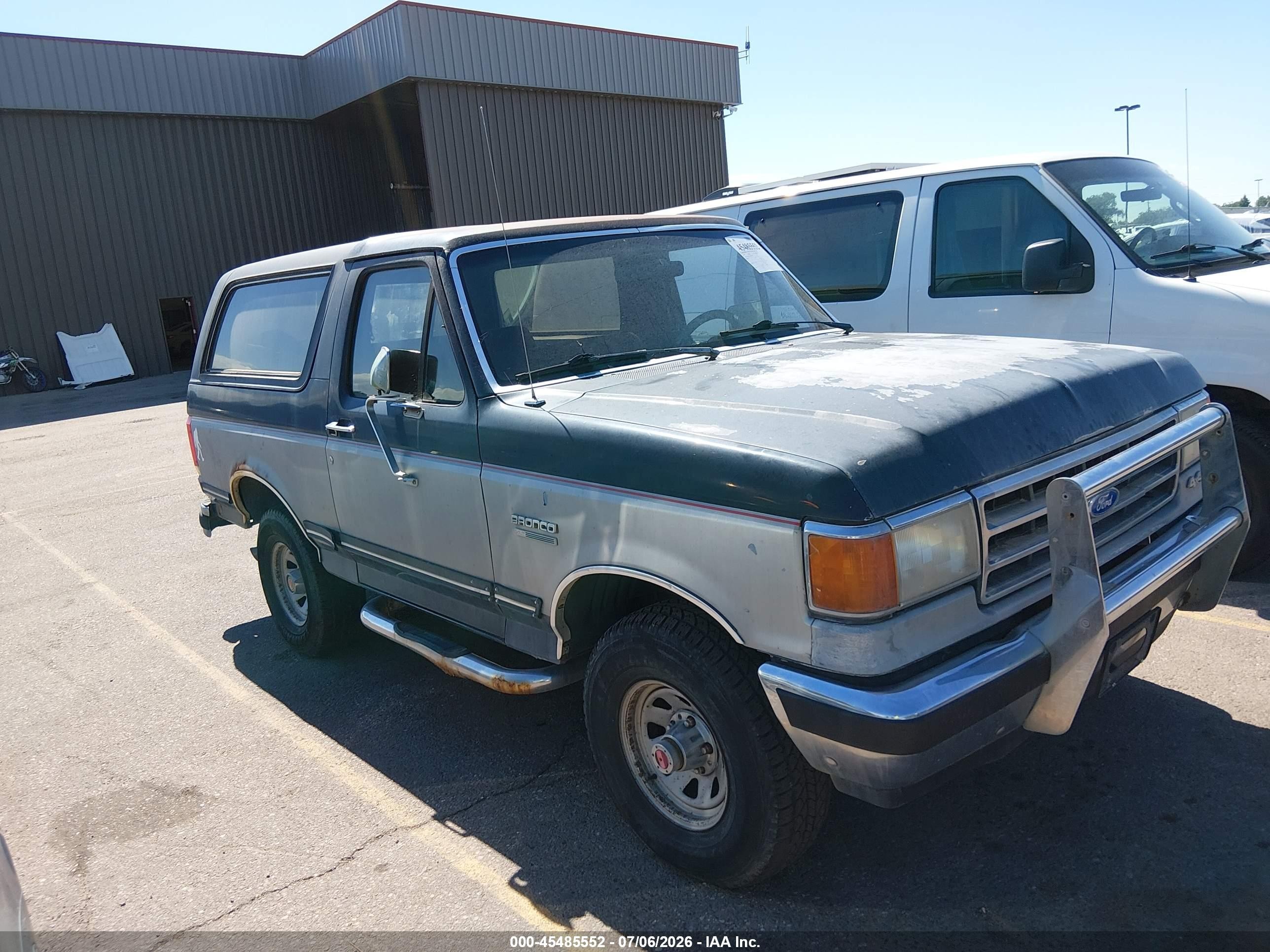 1991 Ford Bronco, VIN 1FMEU15Y6MLA21045 — Normal wear
