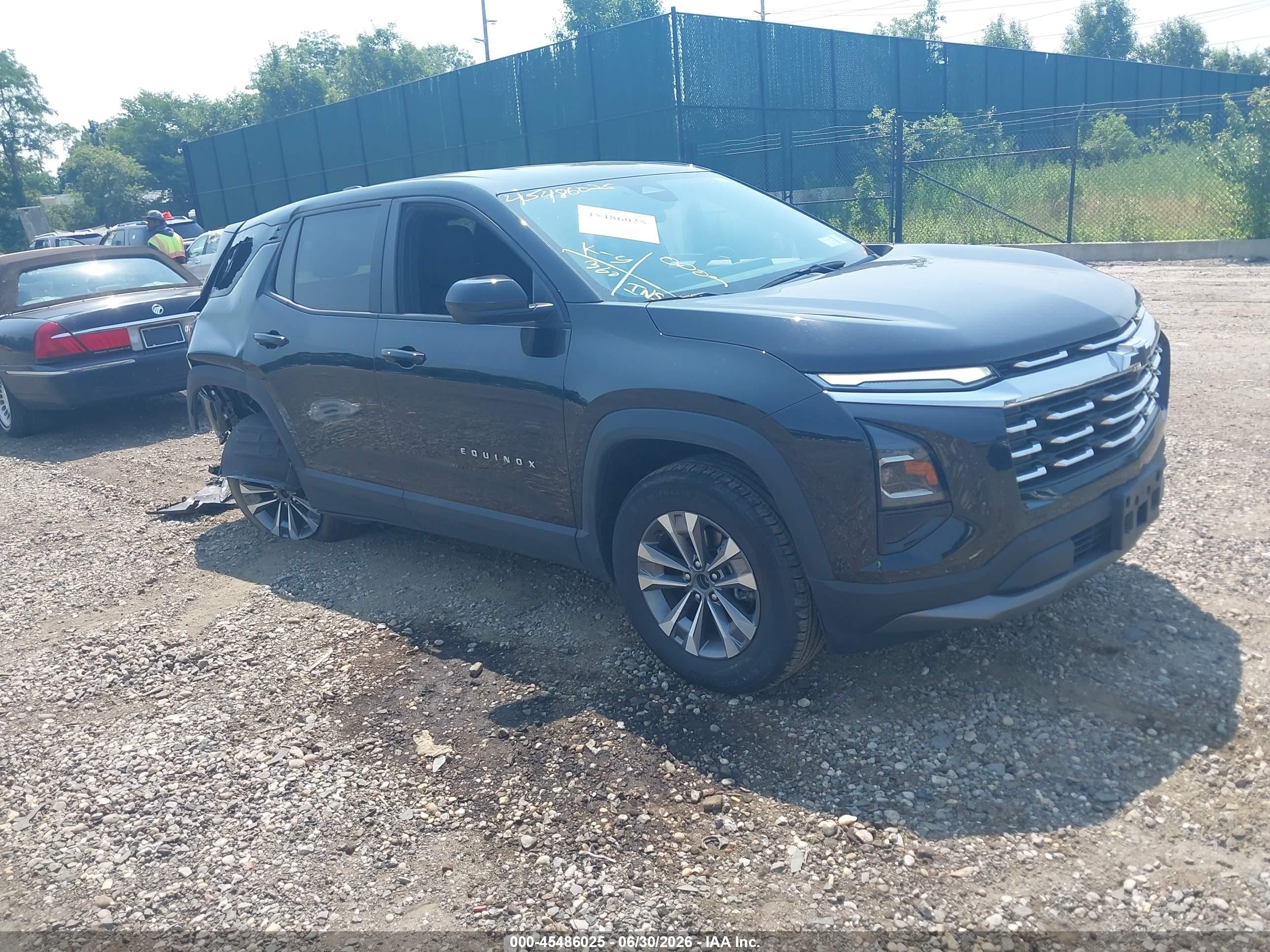 2025 Chevrolet Equinox AWD LT, VIN 3GNAXPEG9SL192546 — Зад
