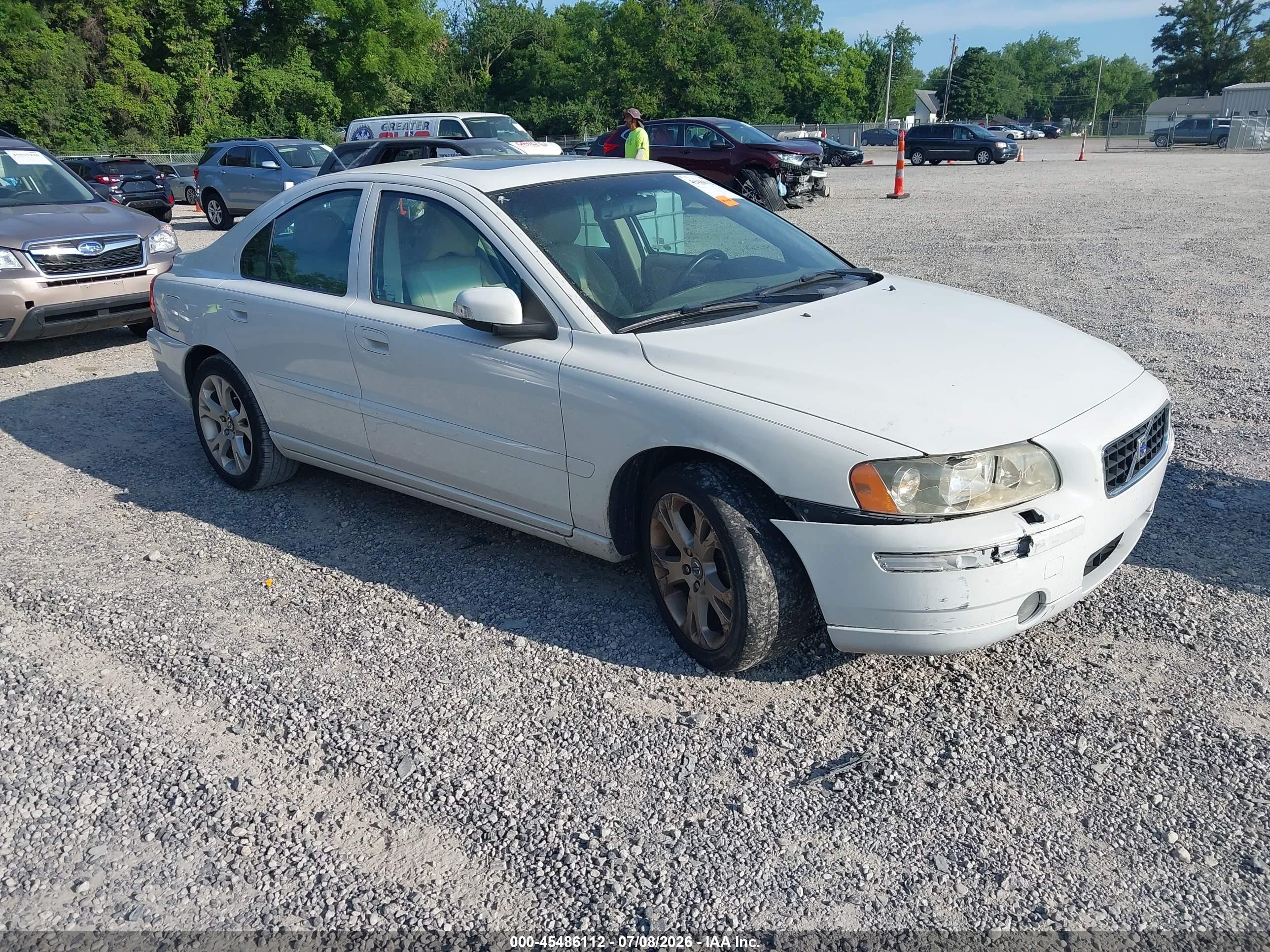 2009 Volvo S60 2.5T, VIN YV1RS592292736596 — Перед