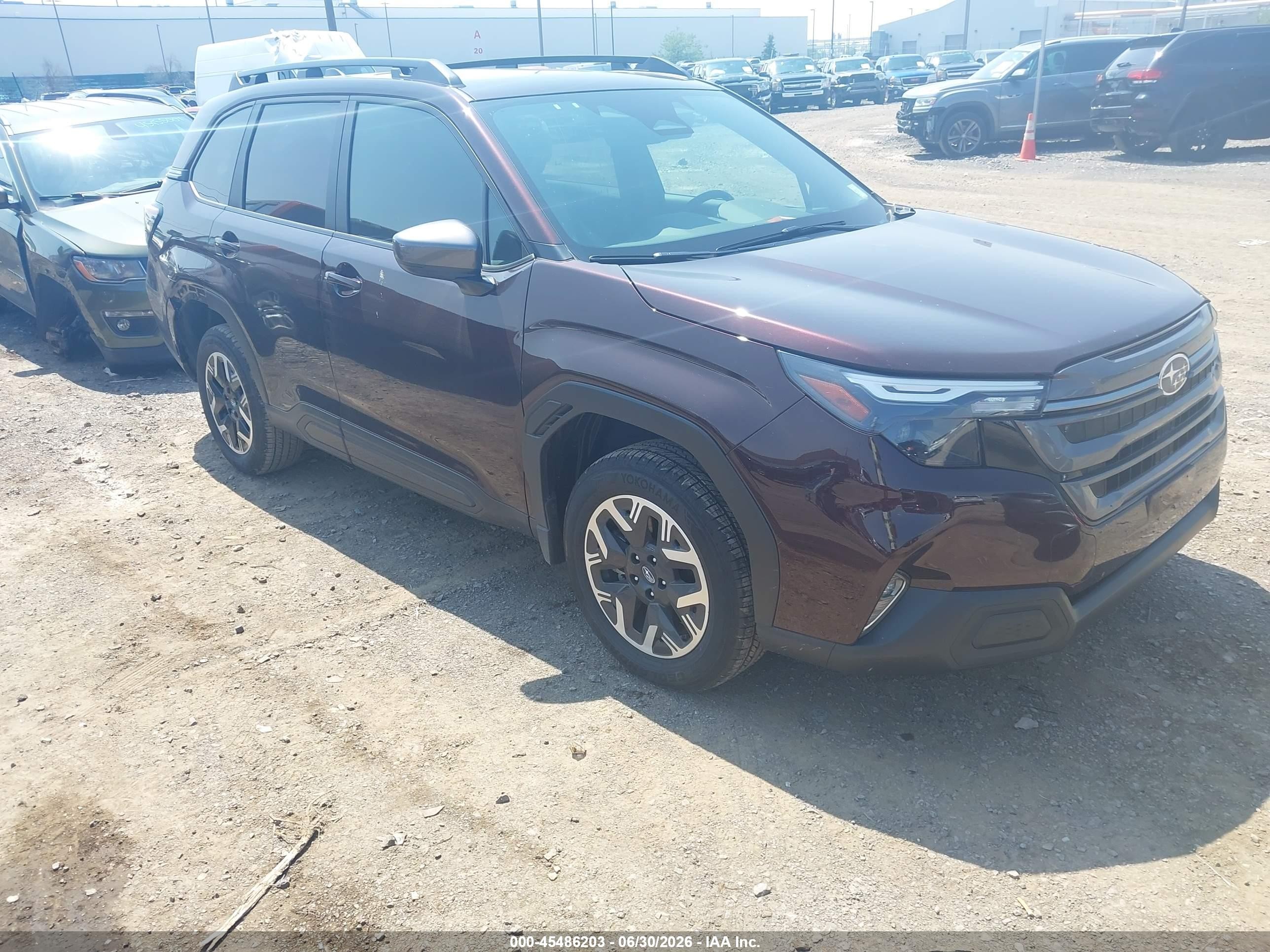 2026 Subaru Forester Premium, VIN 4S4SLDD65T3074793 — Зад