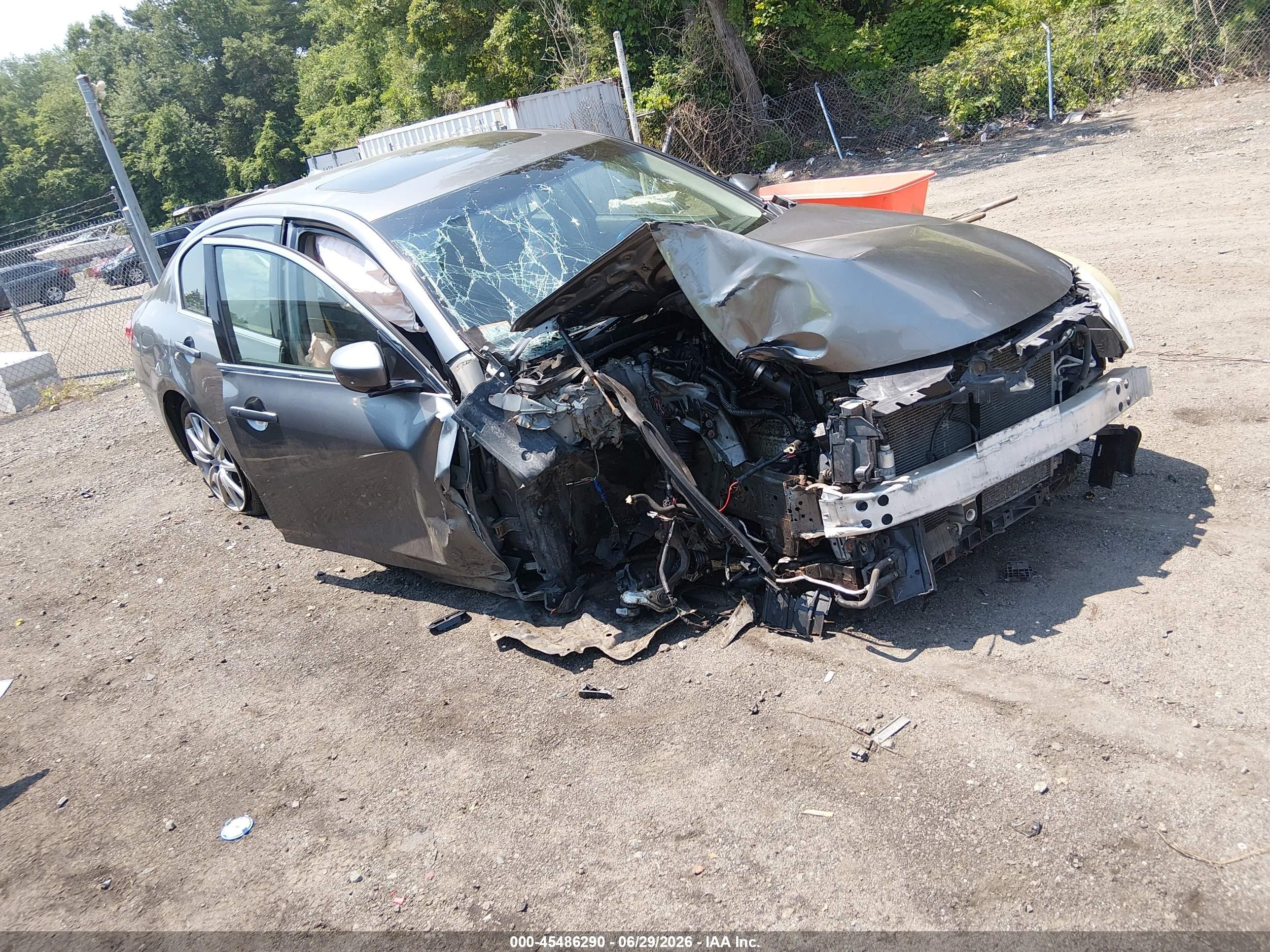 2012 Infiniti G37 x, VIN JN1CV6AR2CM977400 — Front end