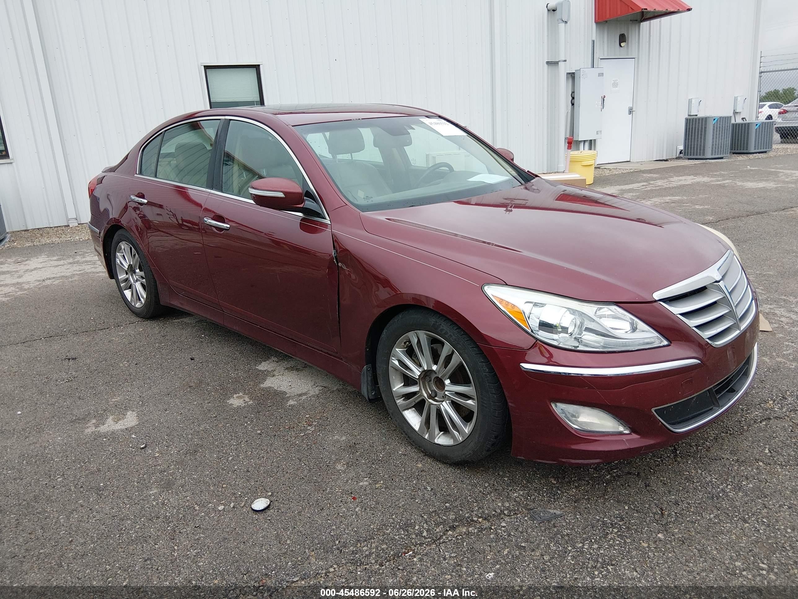 2013 Hyundai Genesis 3.8L, VIN KMHGC4DD4DU224859 — Normal wear