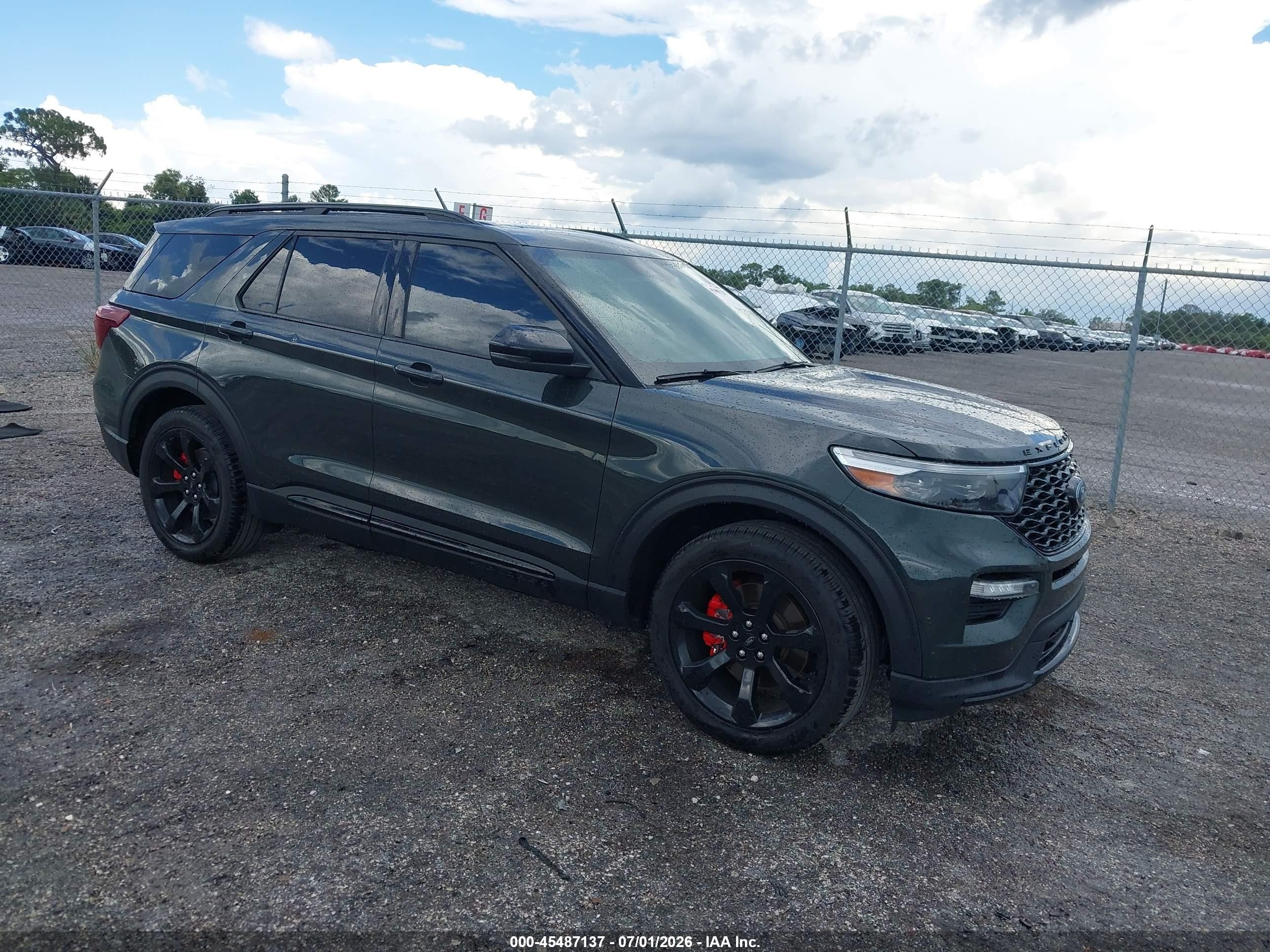 2024 Ford Explorer ST, VIN 1FM5K8GC8RGA88827 — Днище