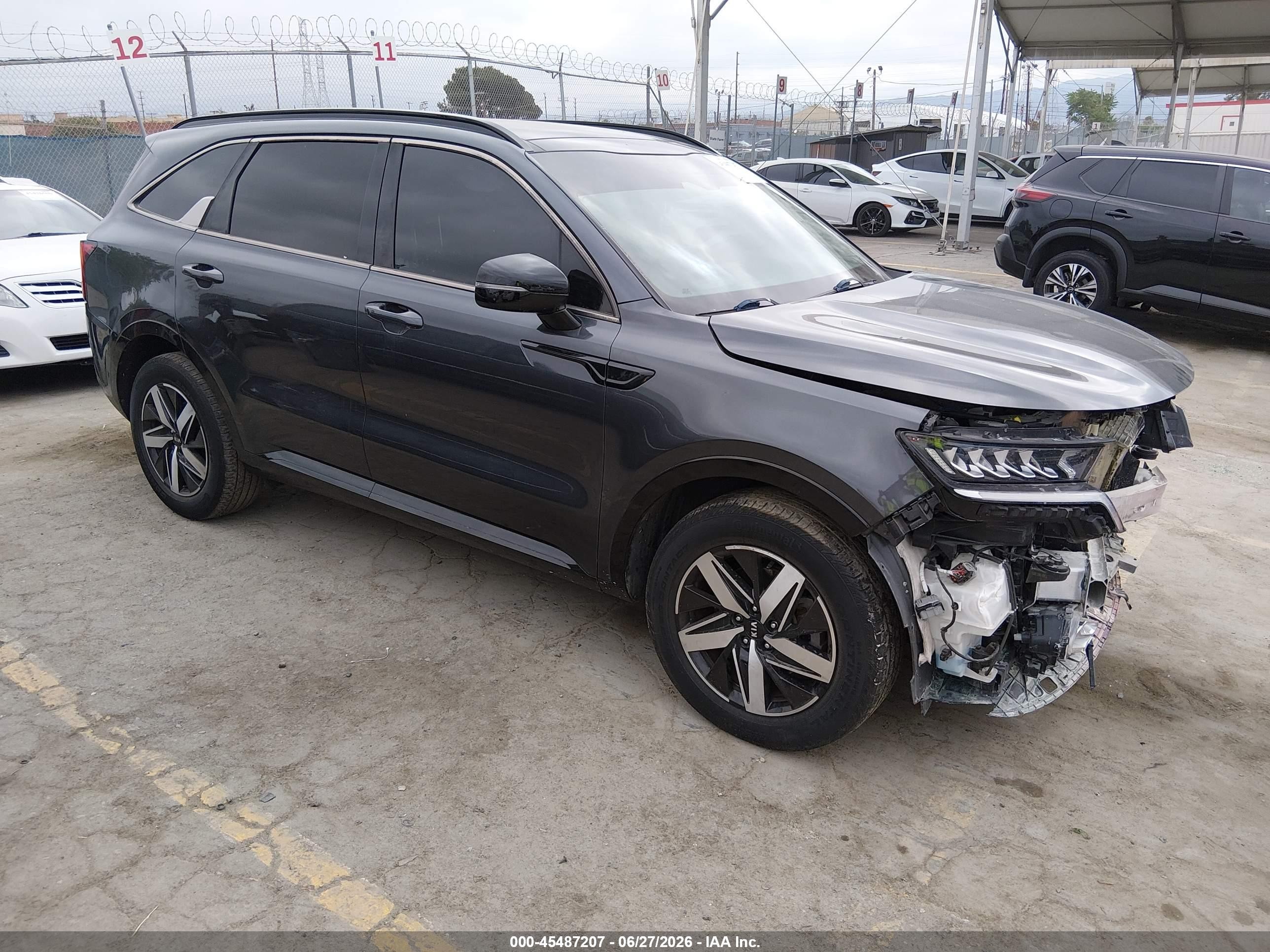 2021 Kia Sorento EX, VIN 5XYRH4LF4MG037155 — Engine fire