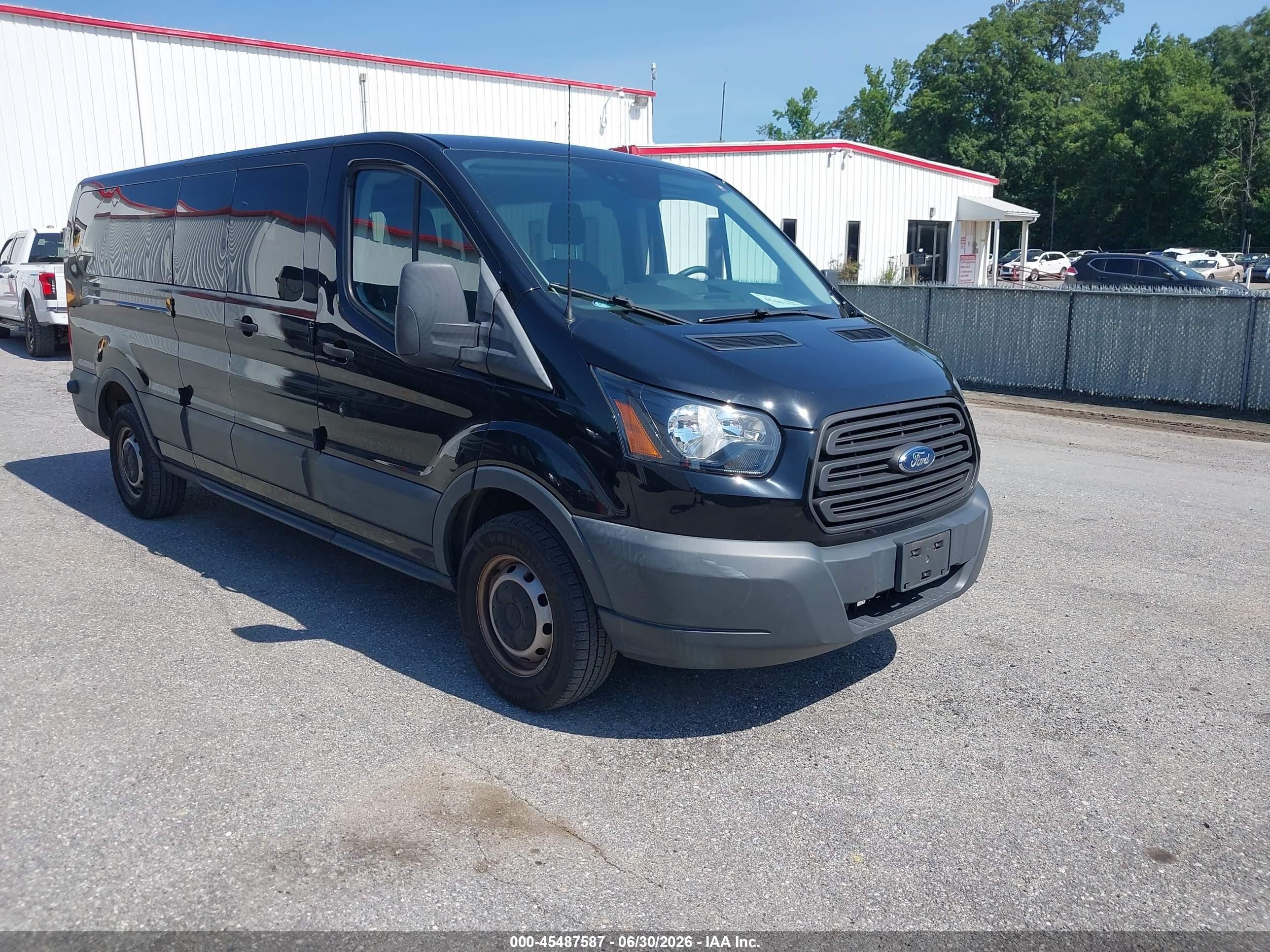 2018 Ford Transit Passenger XL, VIN 1FBZX2ZM3JKB42664 — Normal wear
