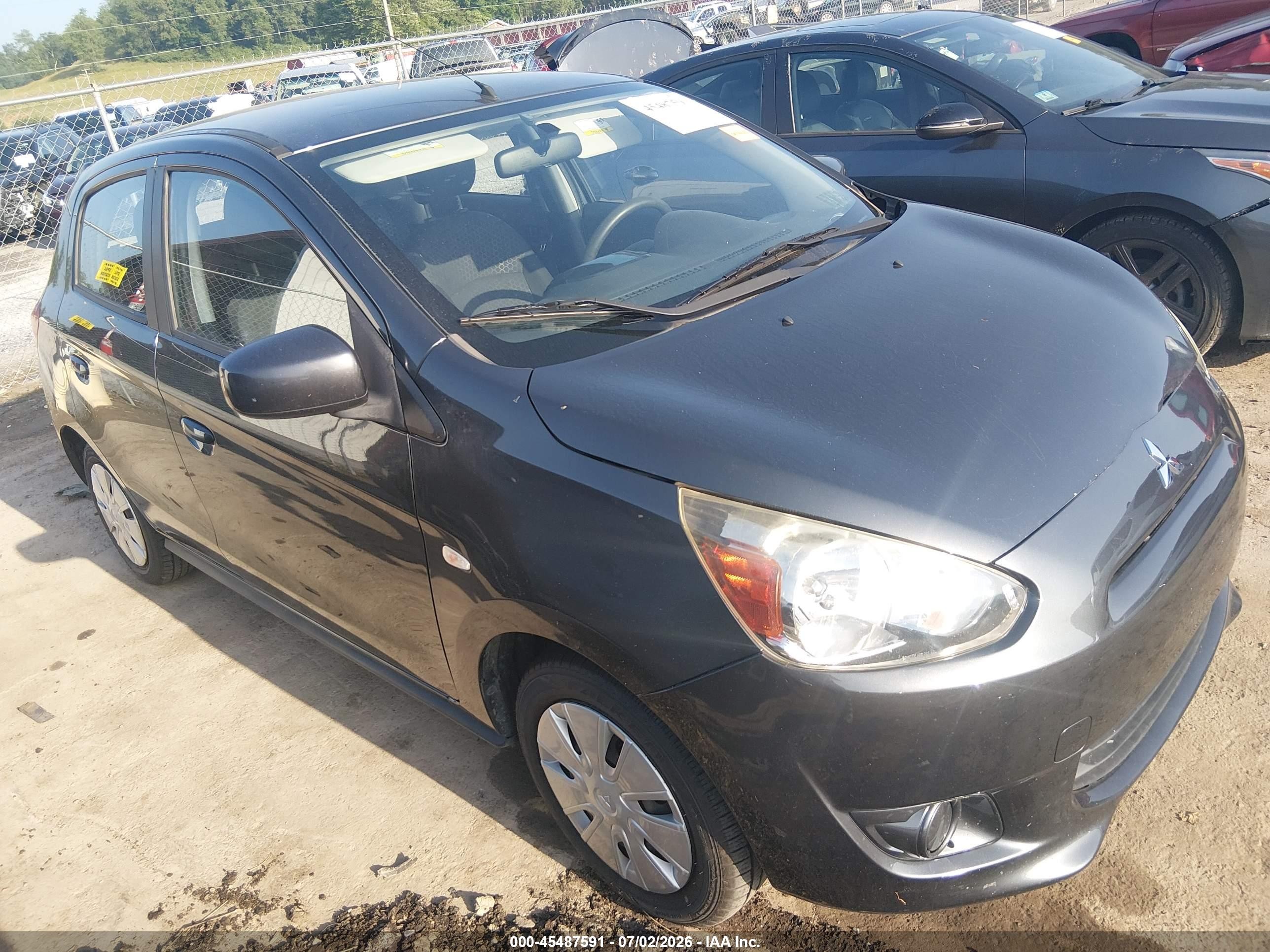 2014 Mitsubishi Mirage DE, VIN ML32A3HJ1EH013579 — Front end