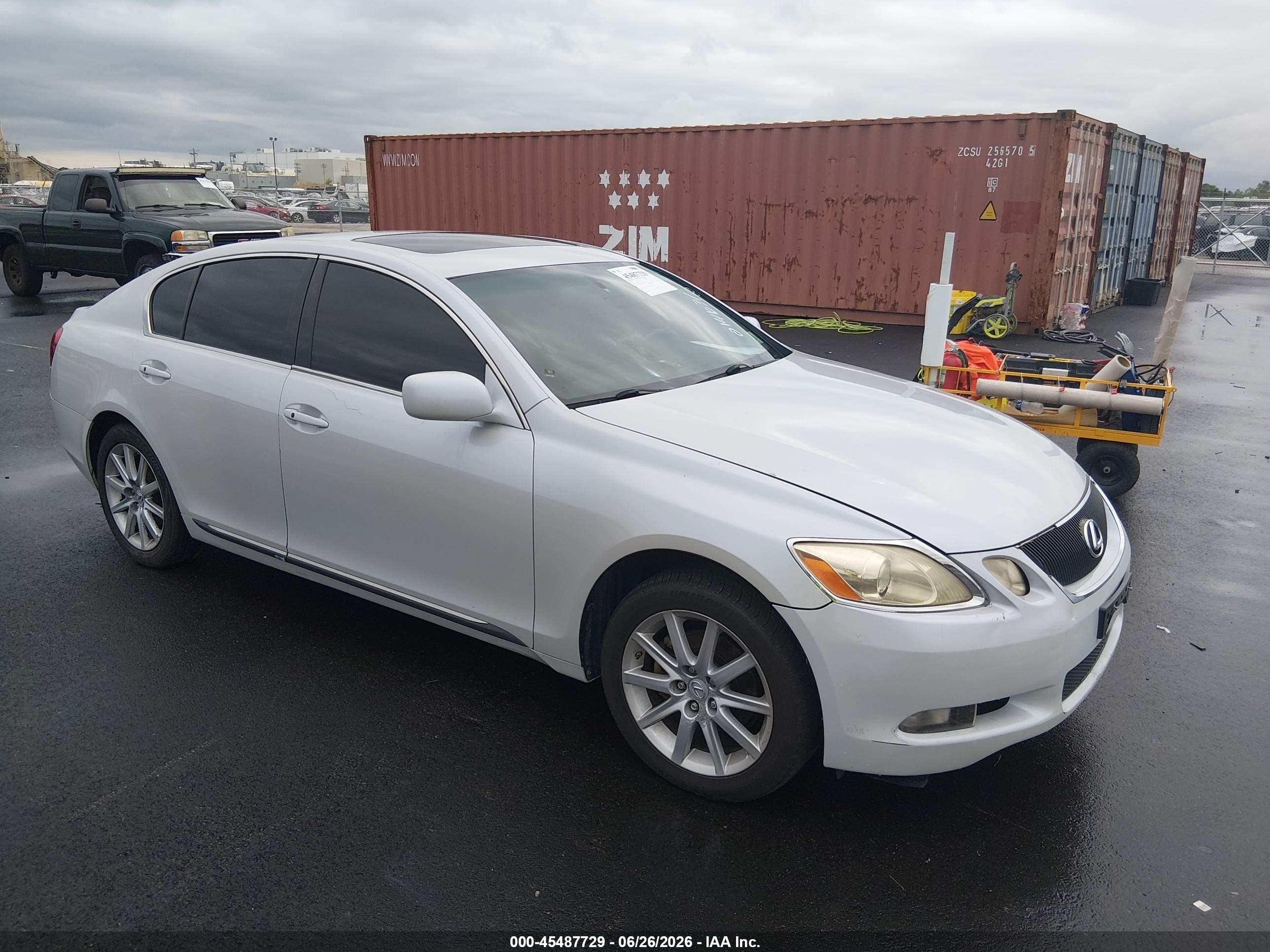 2006 Lexus GS 300, VIN JTHCH96S160014631 — Rear end