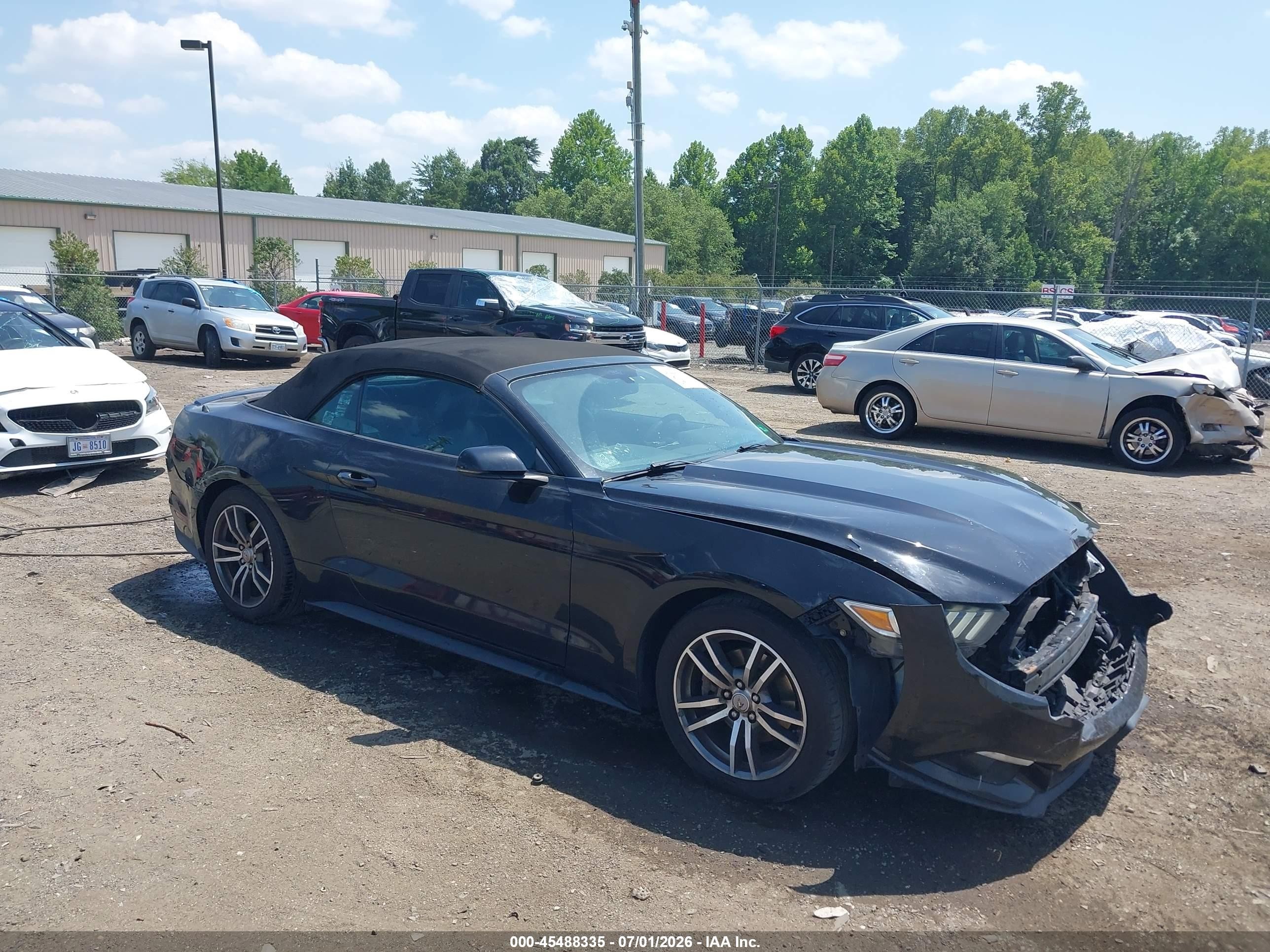 2015 Ford Mustang EcoBoost Premium, VIN 1FATP8UH2F5364381 — Front end