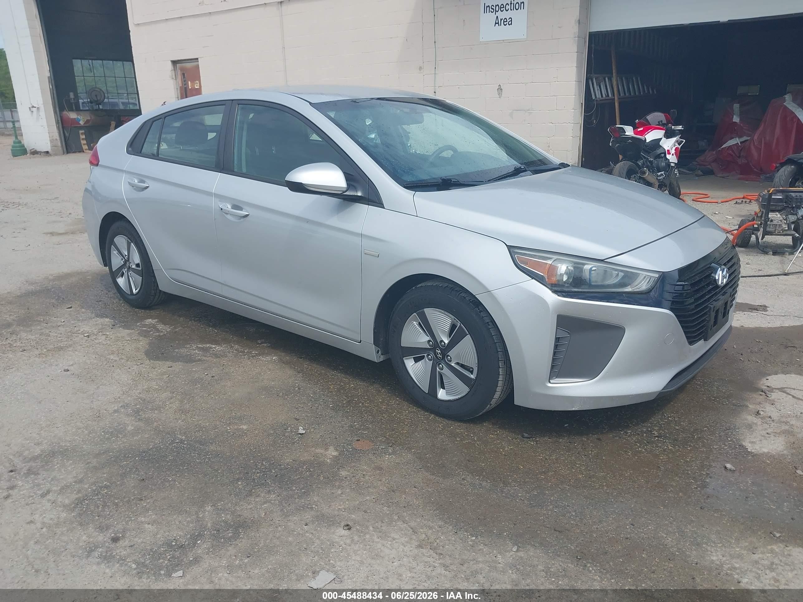 2018 Hyundai Ioniq Blue, VIN KMHC65LC9JU075218 — Обычный износ
